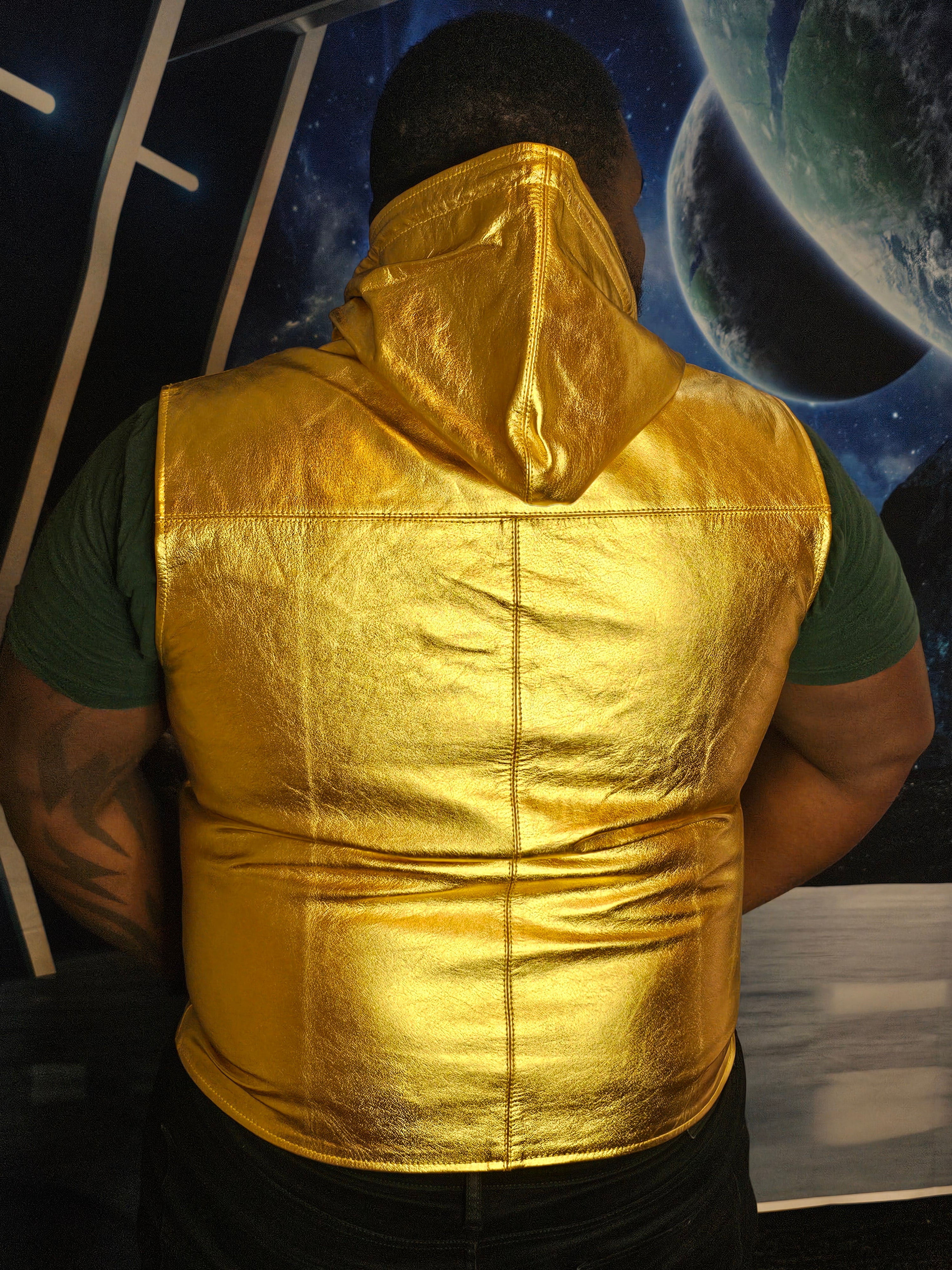 Sweat à capuche en cuir OnF en or