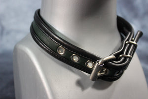 Two-Tone Collar - Recessed Stripe Construction