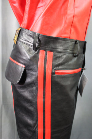 Pantalon formel en cuir OnF noir avec reflets rouges