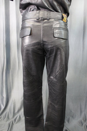 Pantalon habillé en cuir OnF en noir