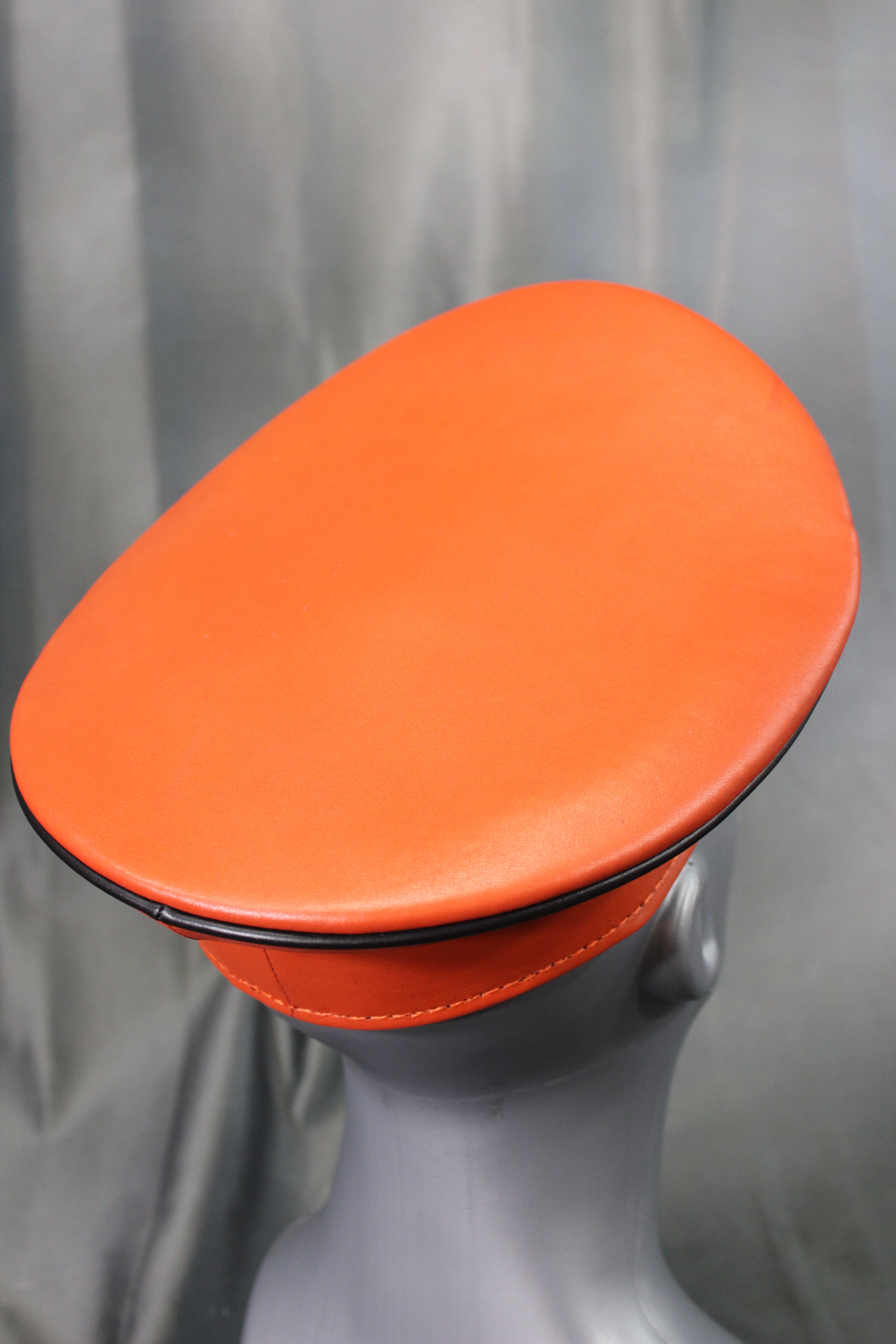 Casquette OnF Muir en orange avec bordure noire