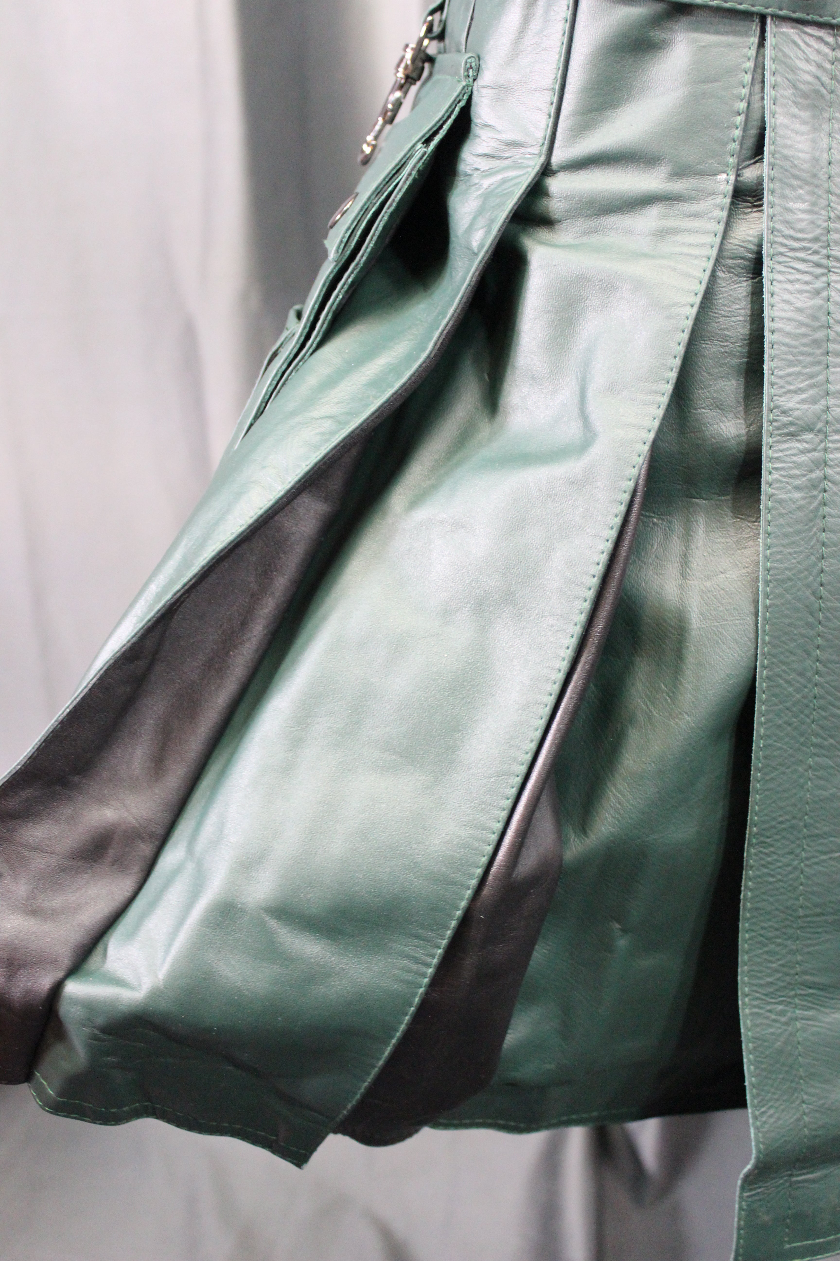 OnF Leather Kilt in Hunter Green with Black Pleats