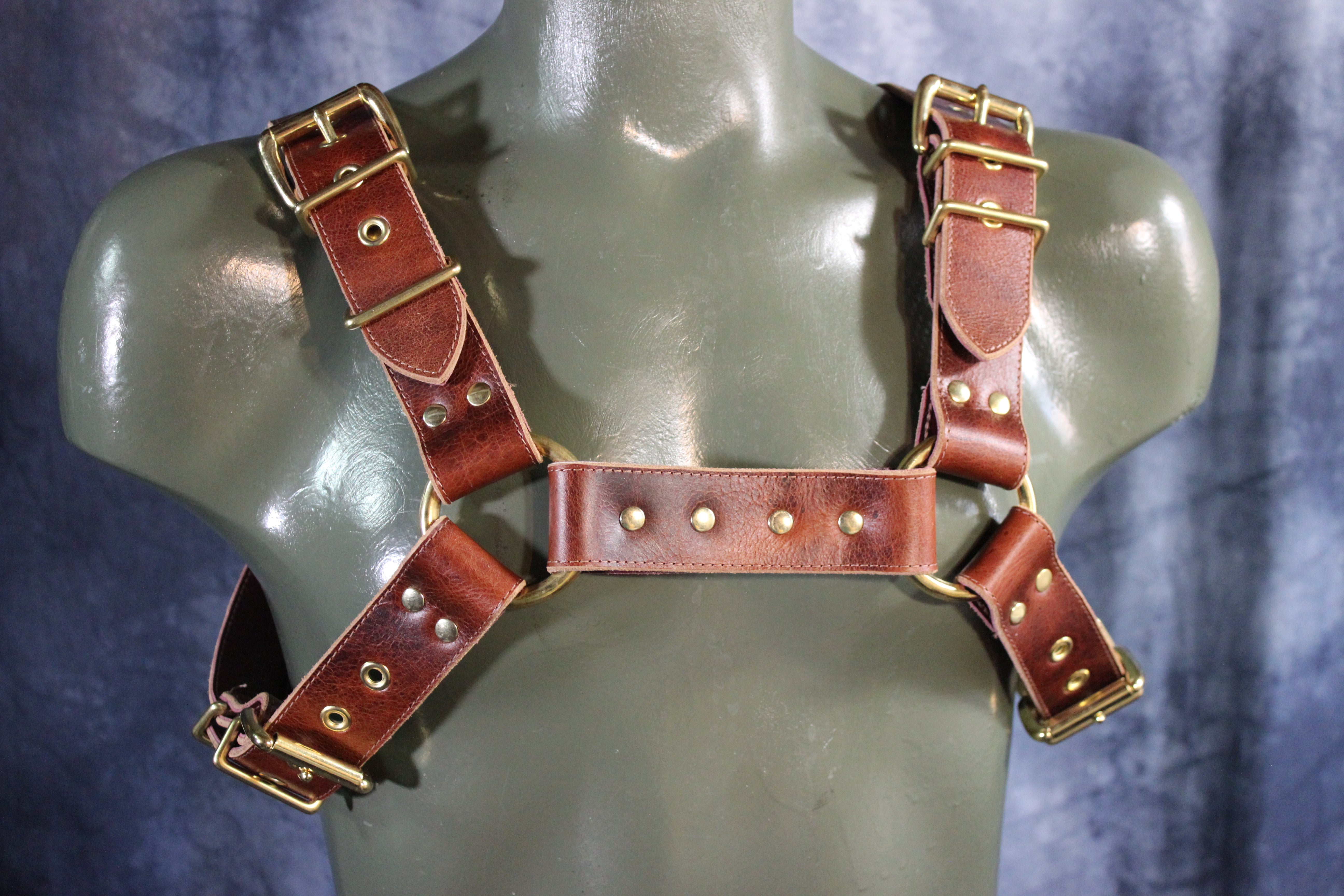 Mottled Latigo Bulldog Harness with Buckles