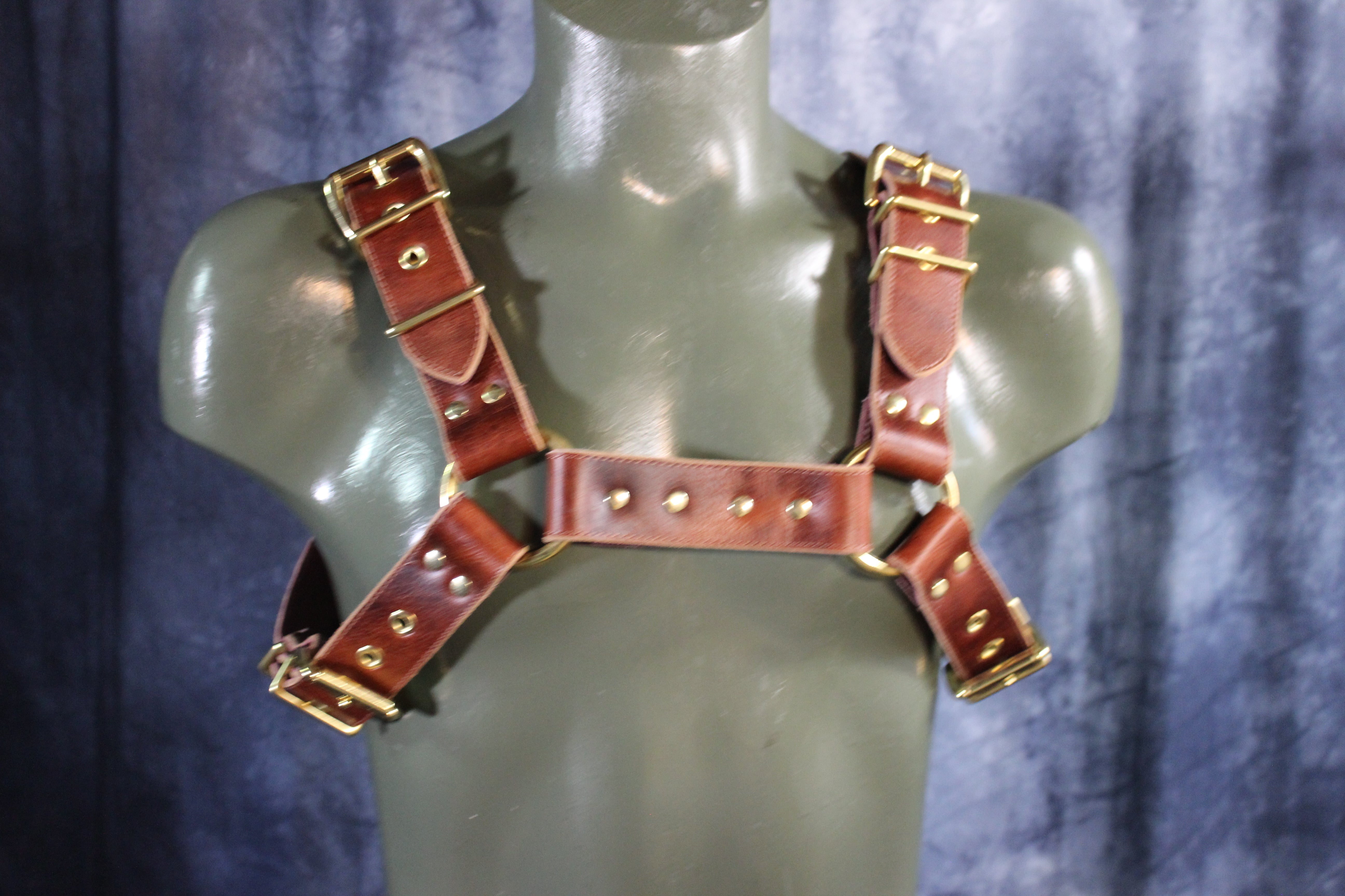 Mottled Latigo Bulldog Harness with Buckles