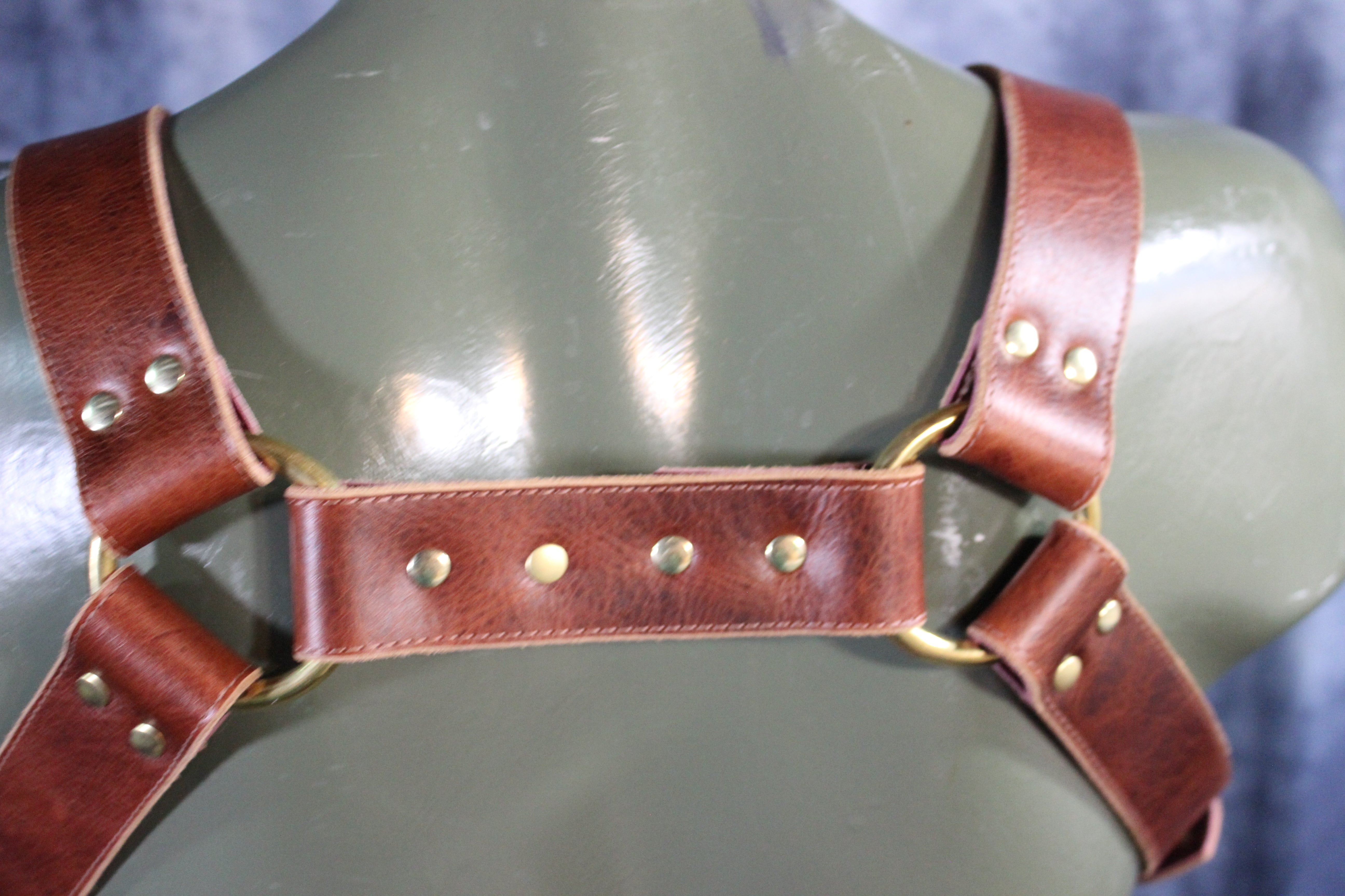 Mottled Latigo Bulldog Harness with Buckles