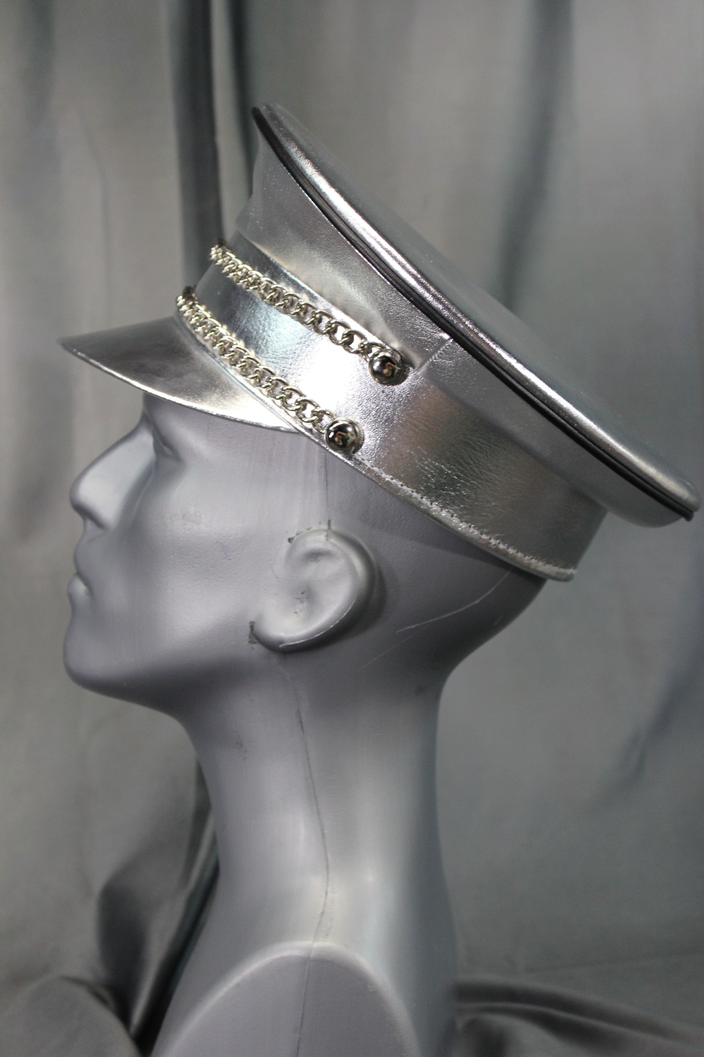 Casquette OnF Muir en argent avec bordure noire