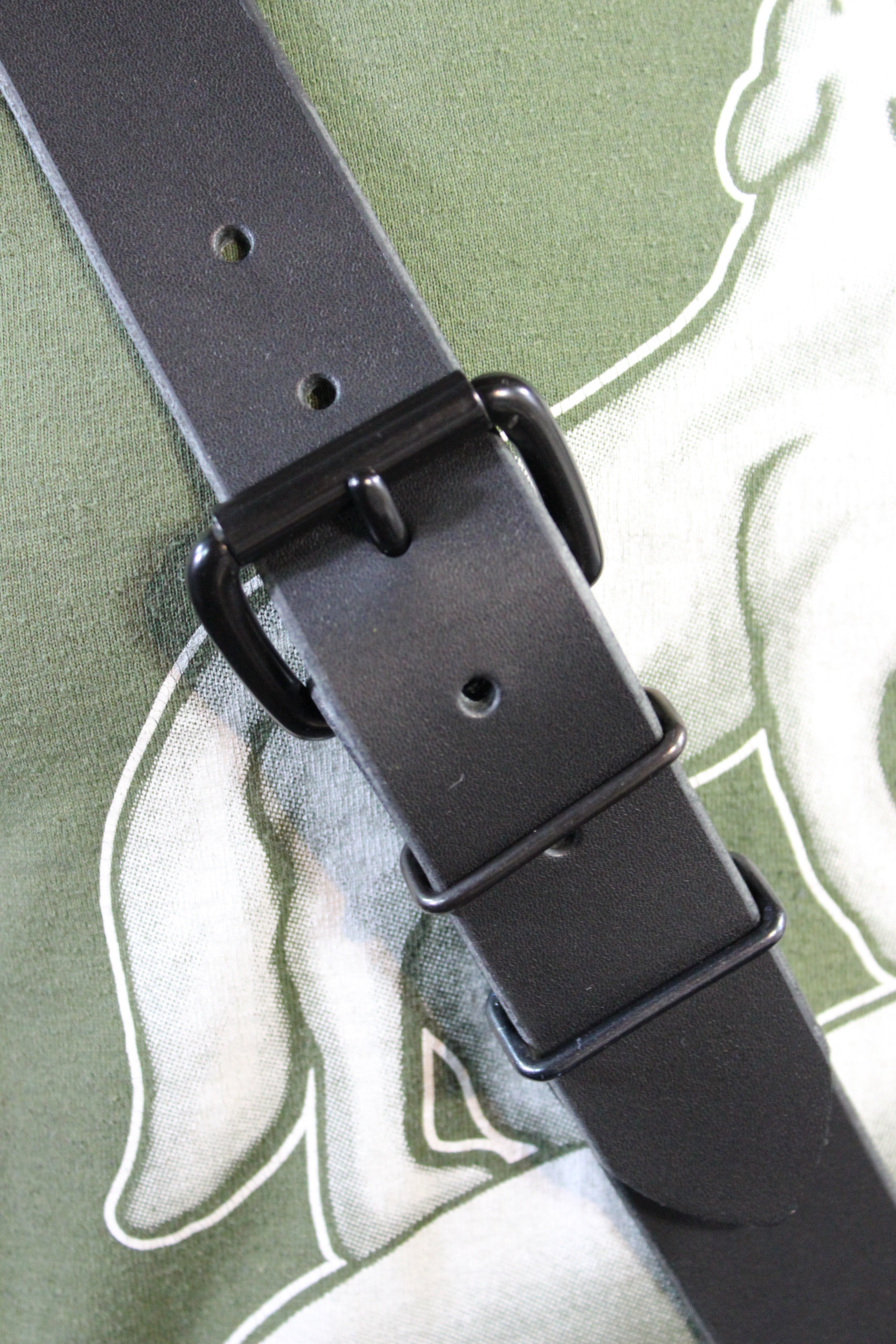 Clásico Sam Browne en Latigo