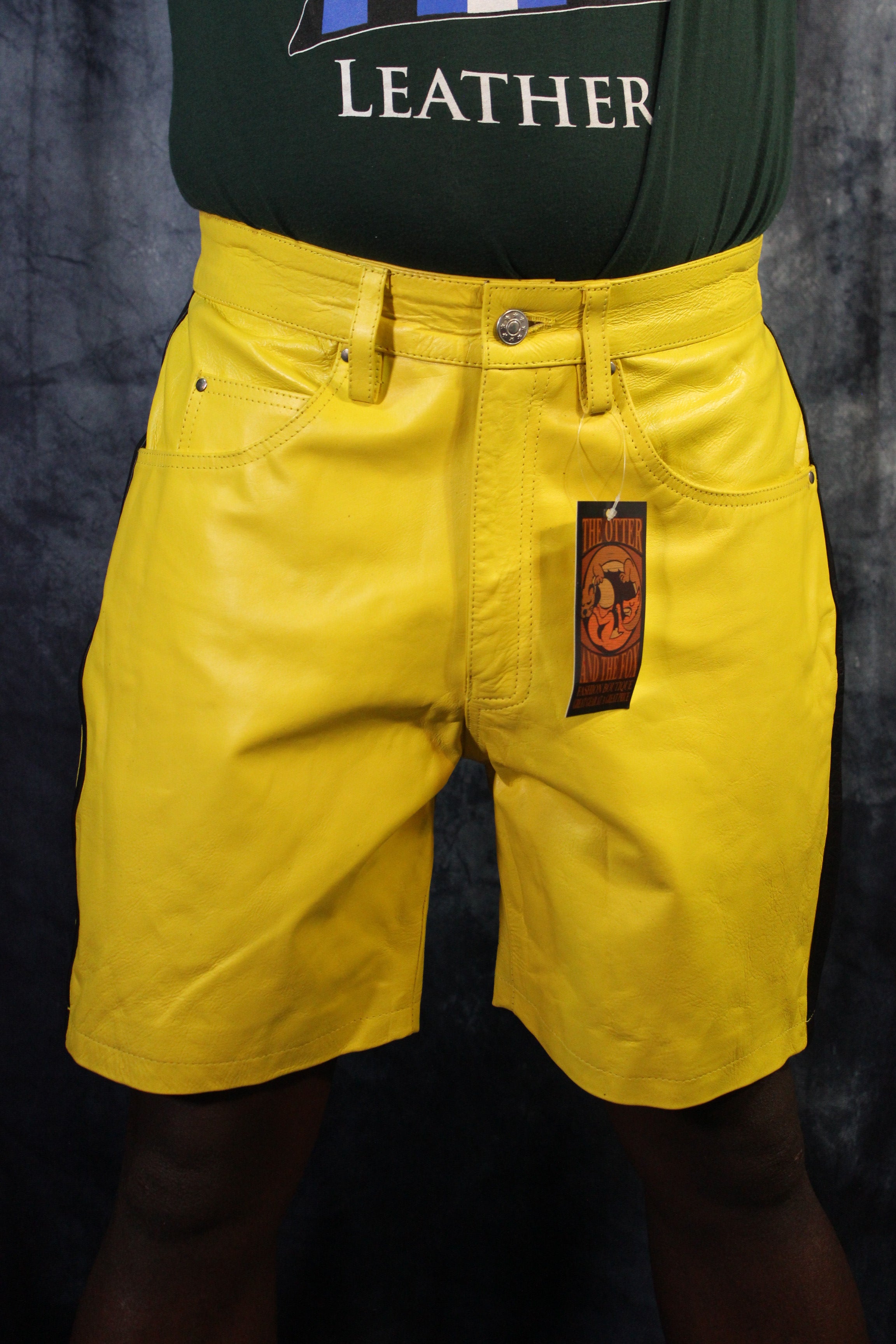 Short OnF Jean Style « Chevron » en jaune et noir