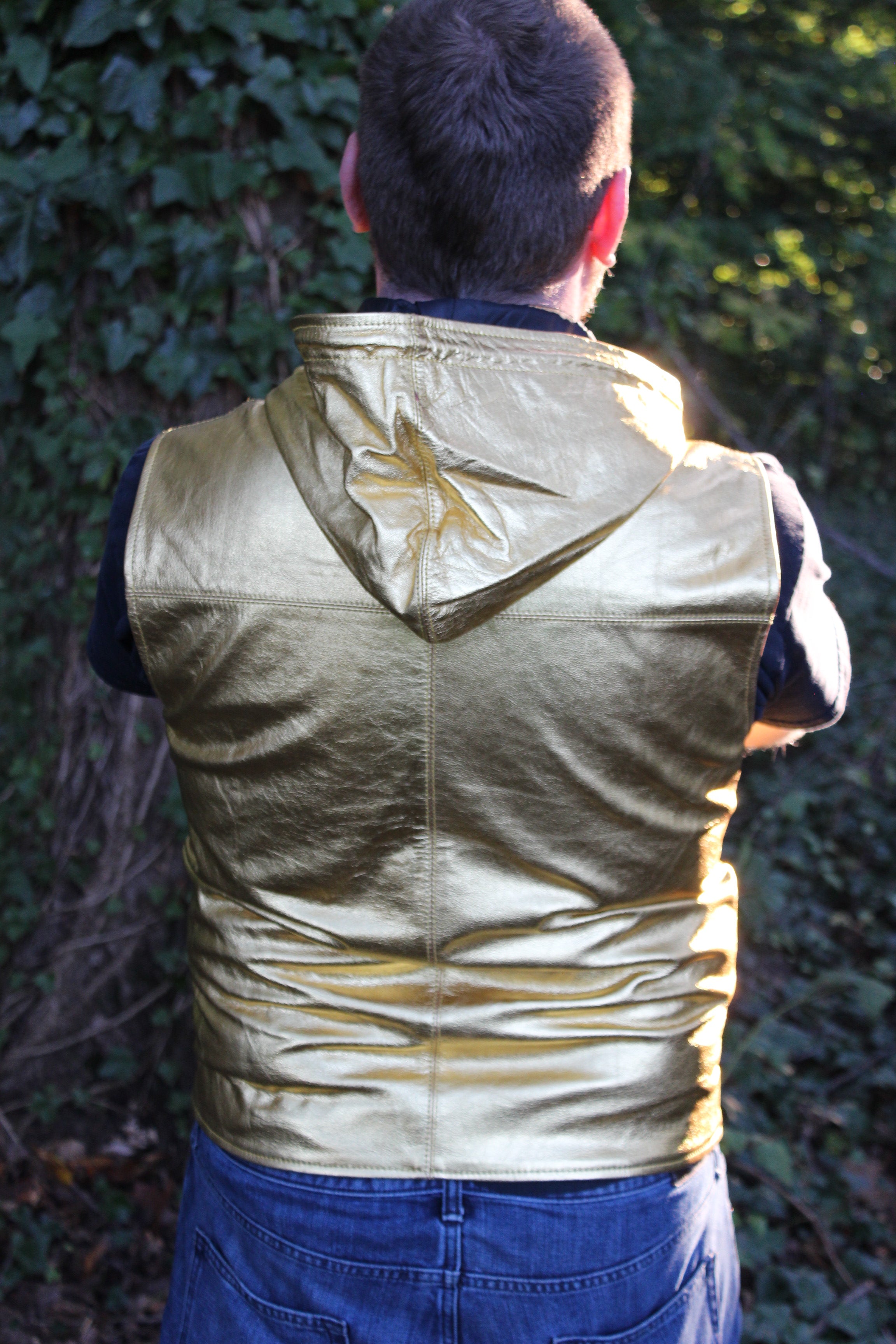 Sweat à capuche en cuir OnF en or