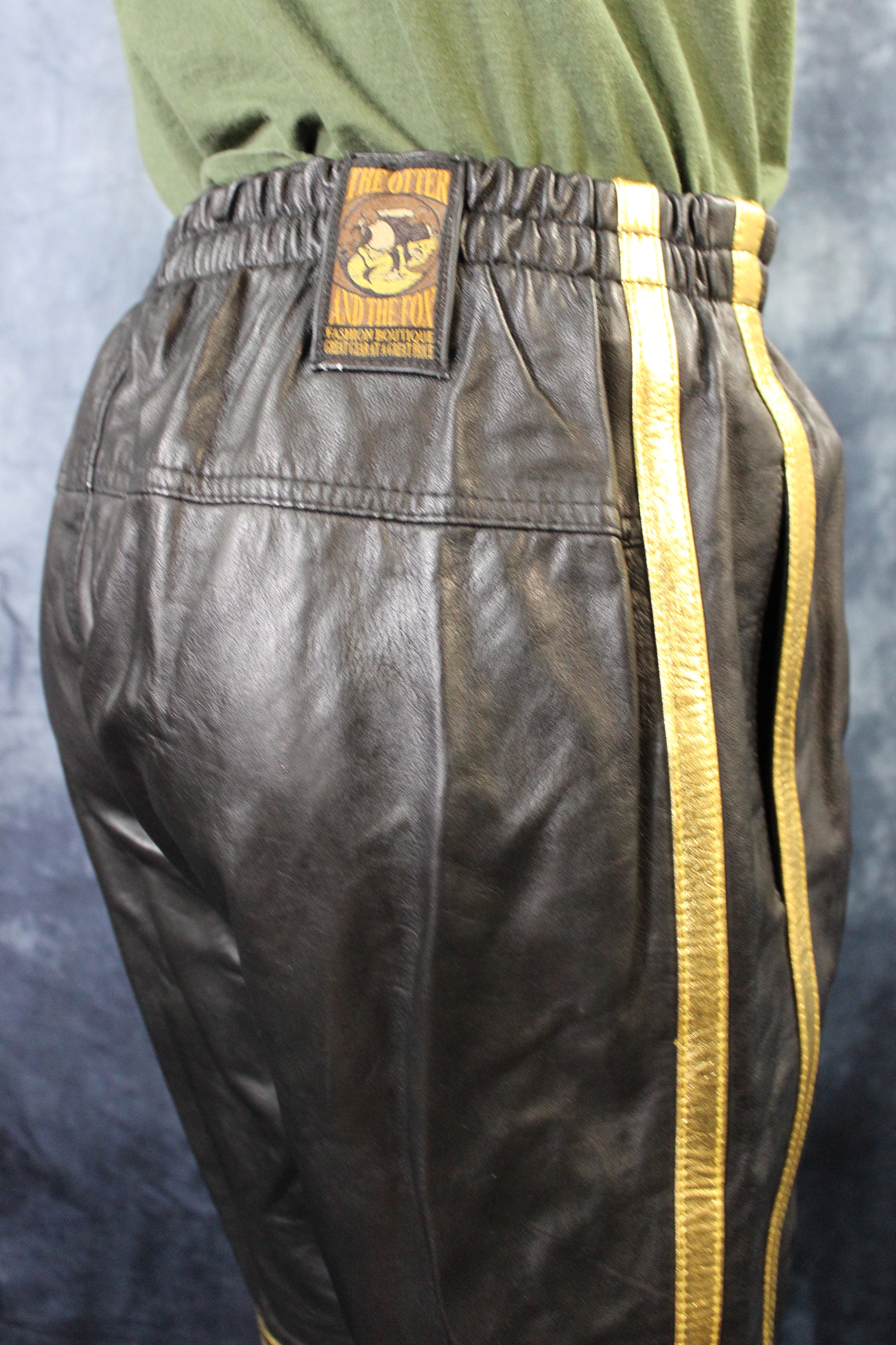 Basketball Shorts in Black and Gold