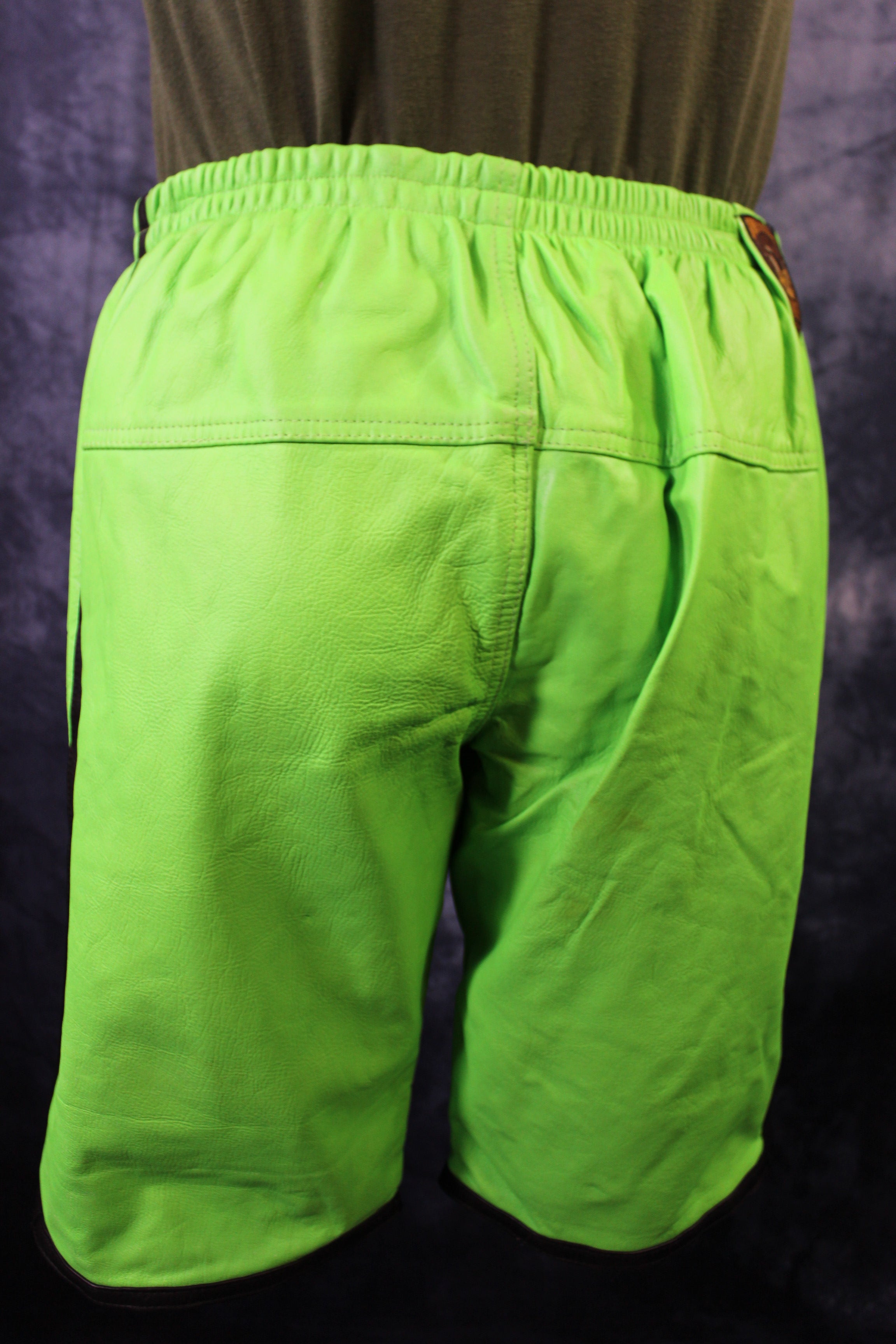 Short de basket vert fluo et noir