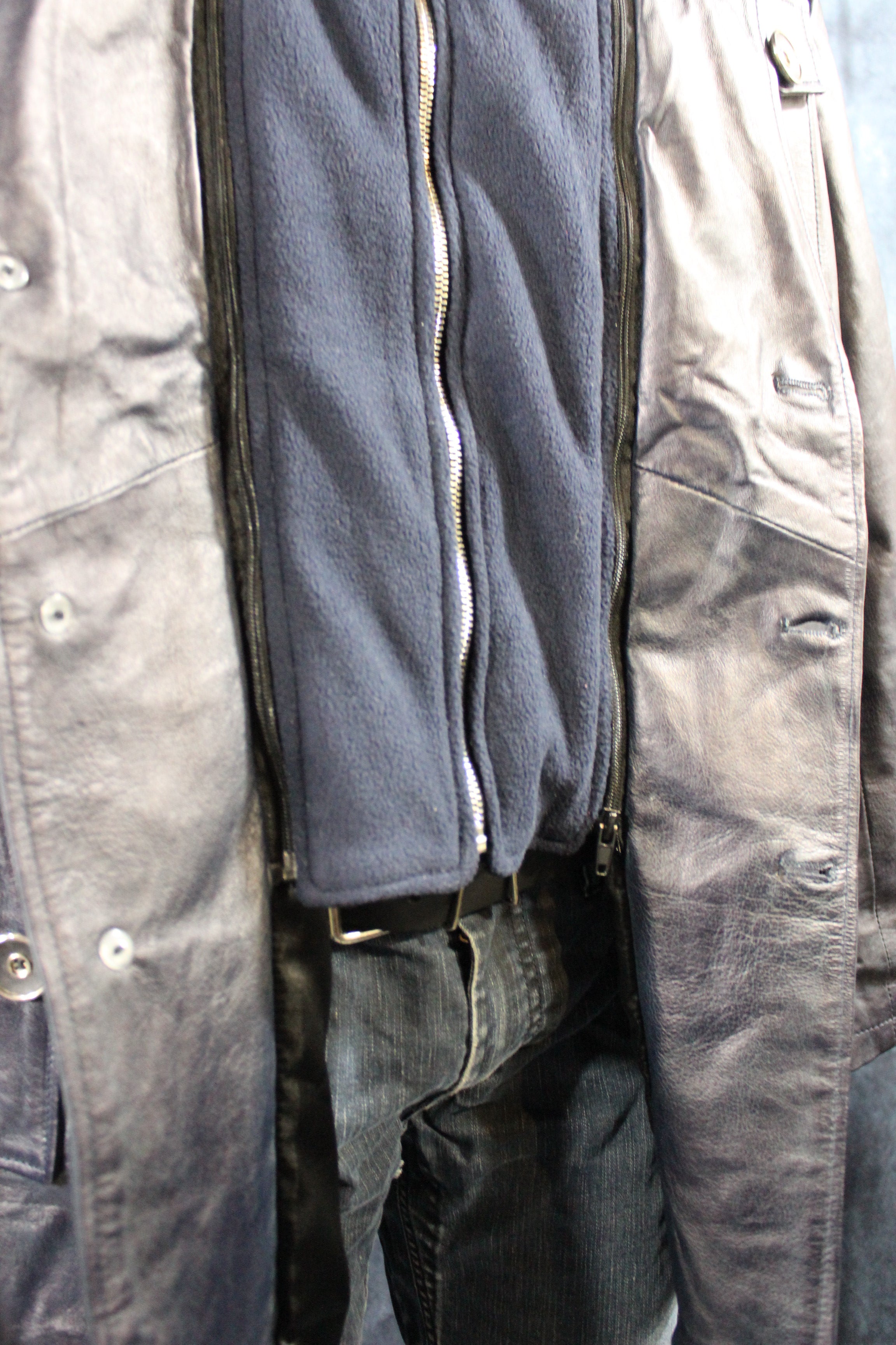 Chaqueta de cuero y piel de tartán amarilla de Otter and The Fox