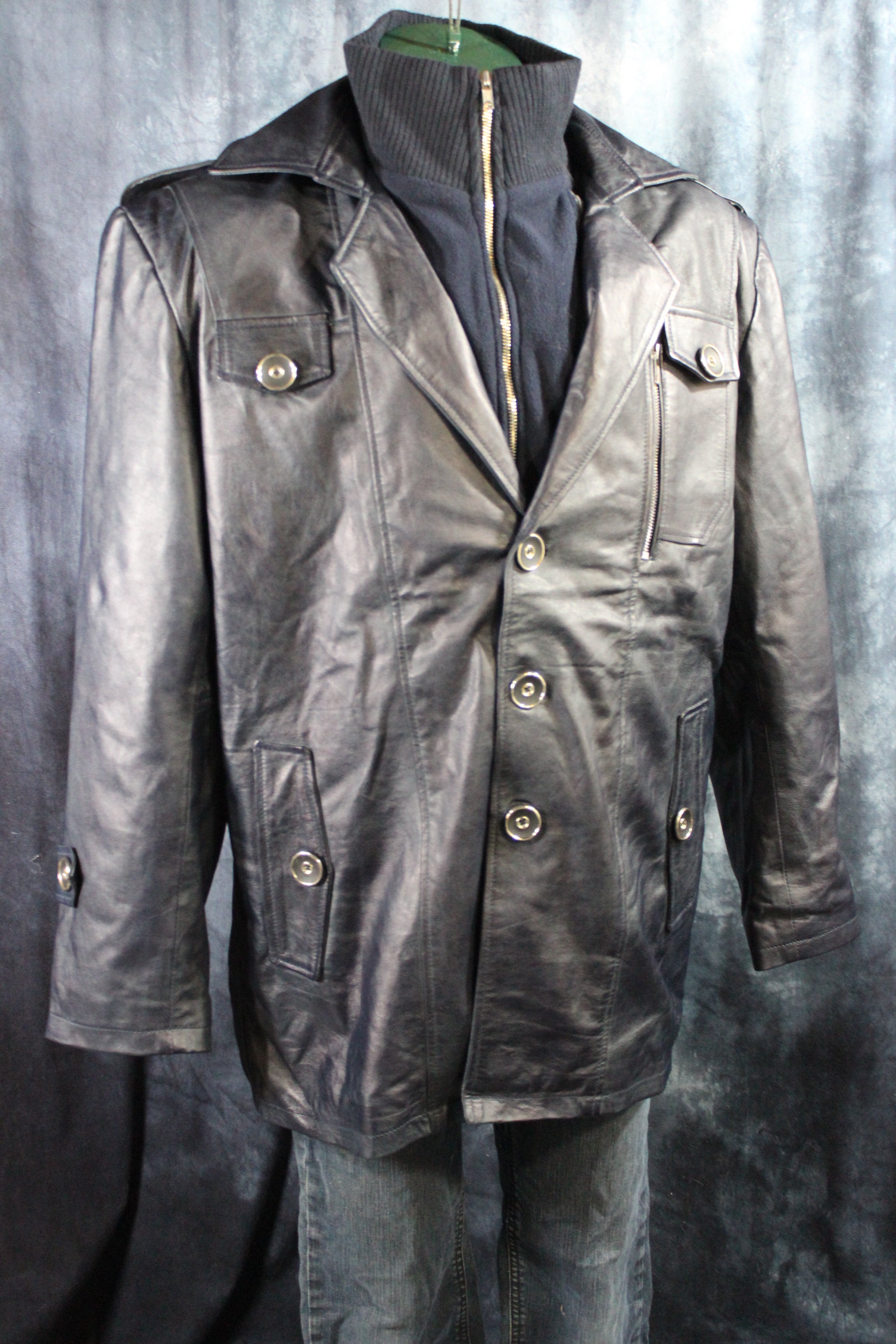 Chaqueta de cuero y piel de tartán amarilla de Otter and The Fox