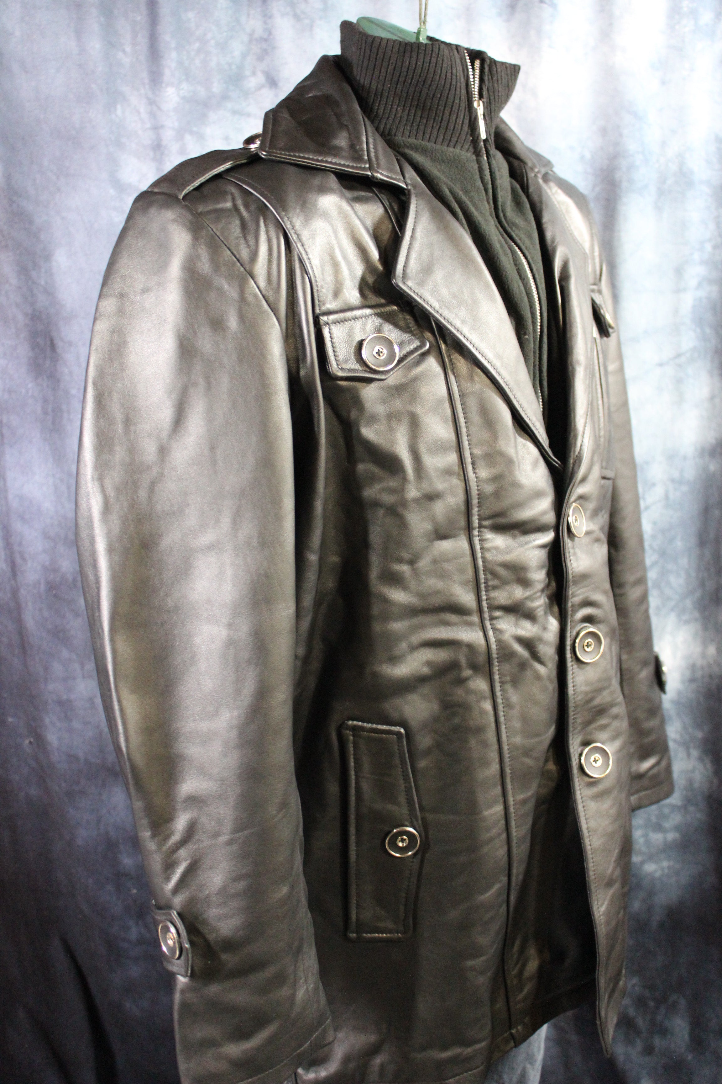 Chaqueta de cuero y piel de tartán amarilla de Otter and The Fox