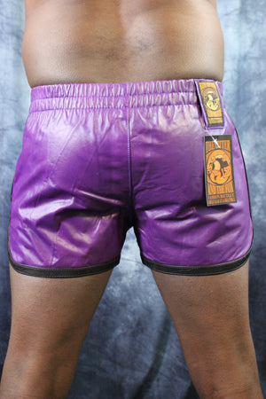 Pantalones cortos OnF Booty en morado con negro