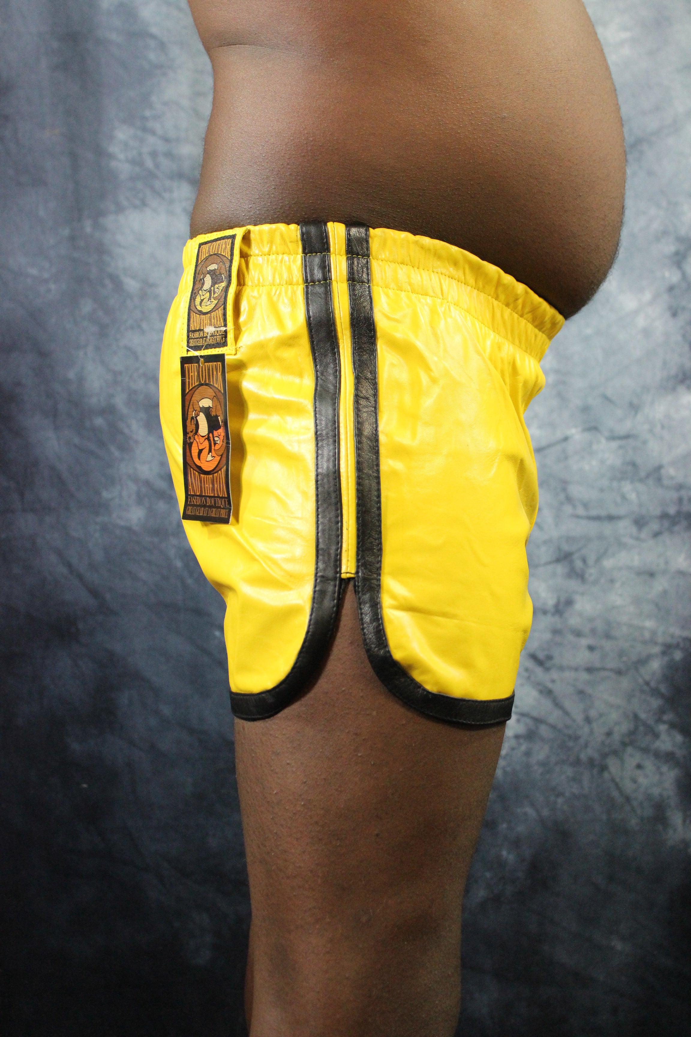 Short Booty OnF en jaune et noir