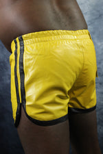 Pantalones cortos OnF Booty en amarillo y negro