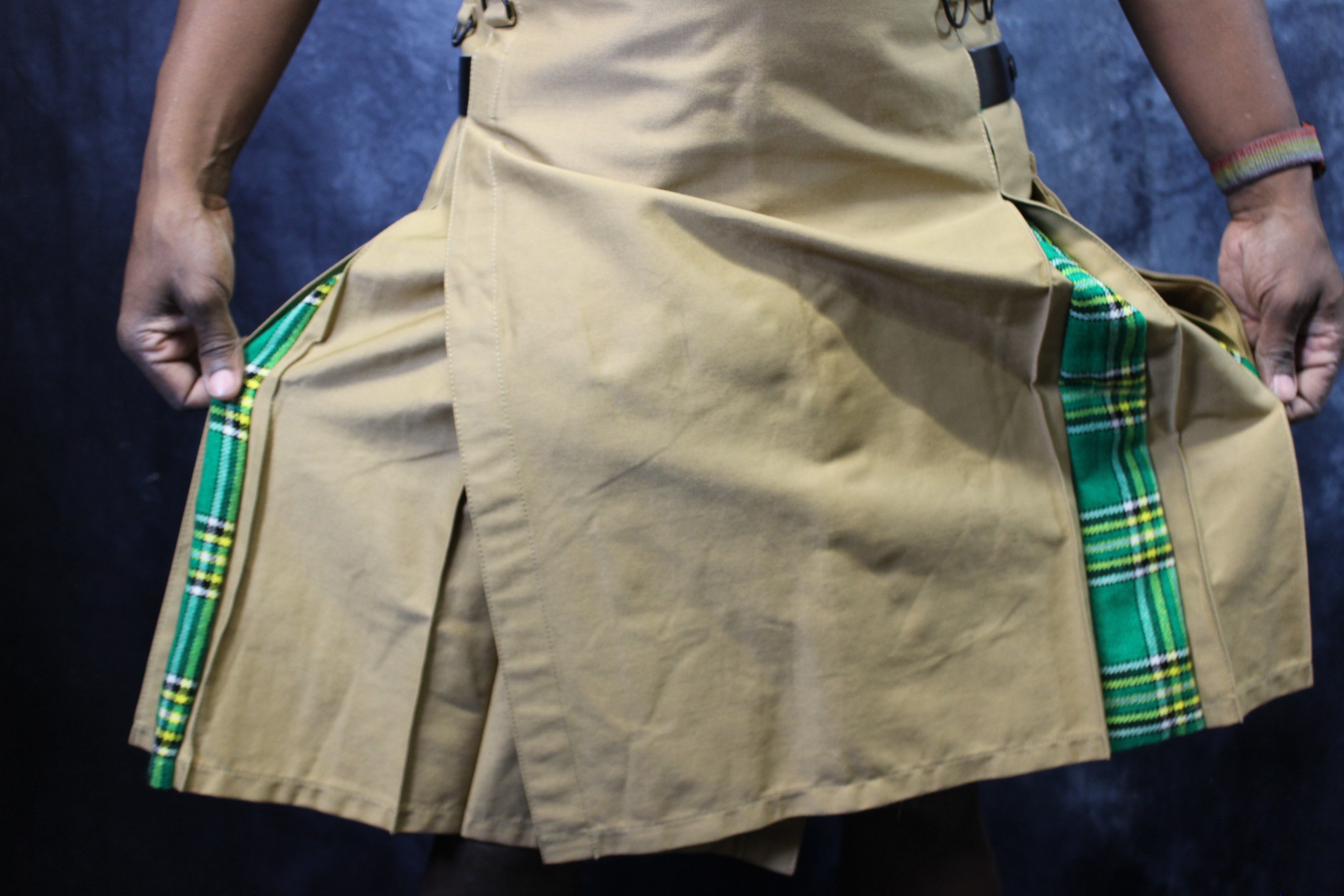 Hybrid Kilt Khaki with Irish Tartan Pleats