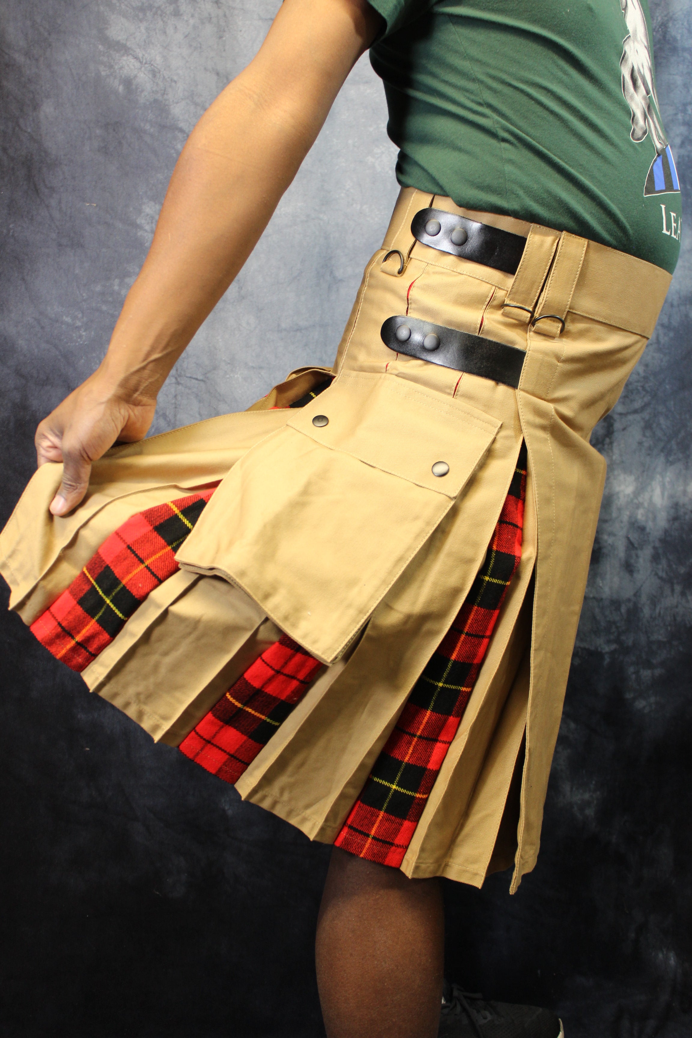 Kilt hybride en beige avec plis tartan rouge