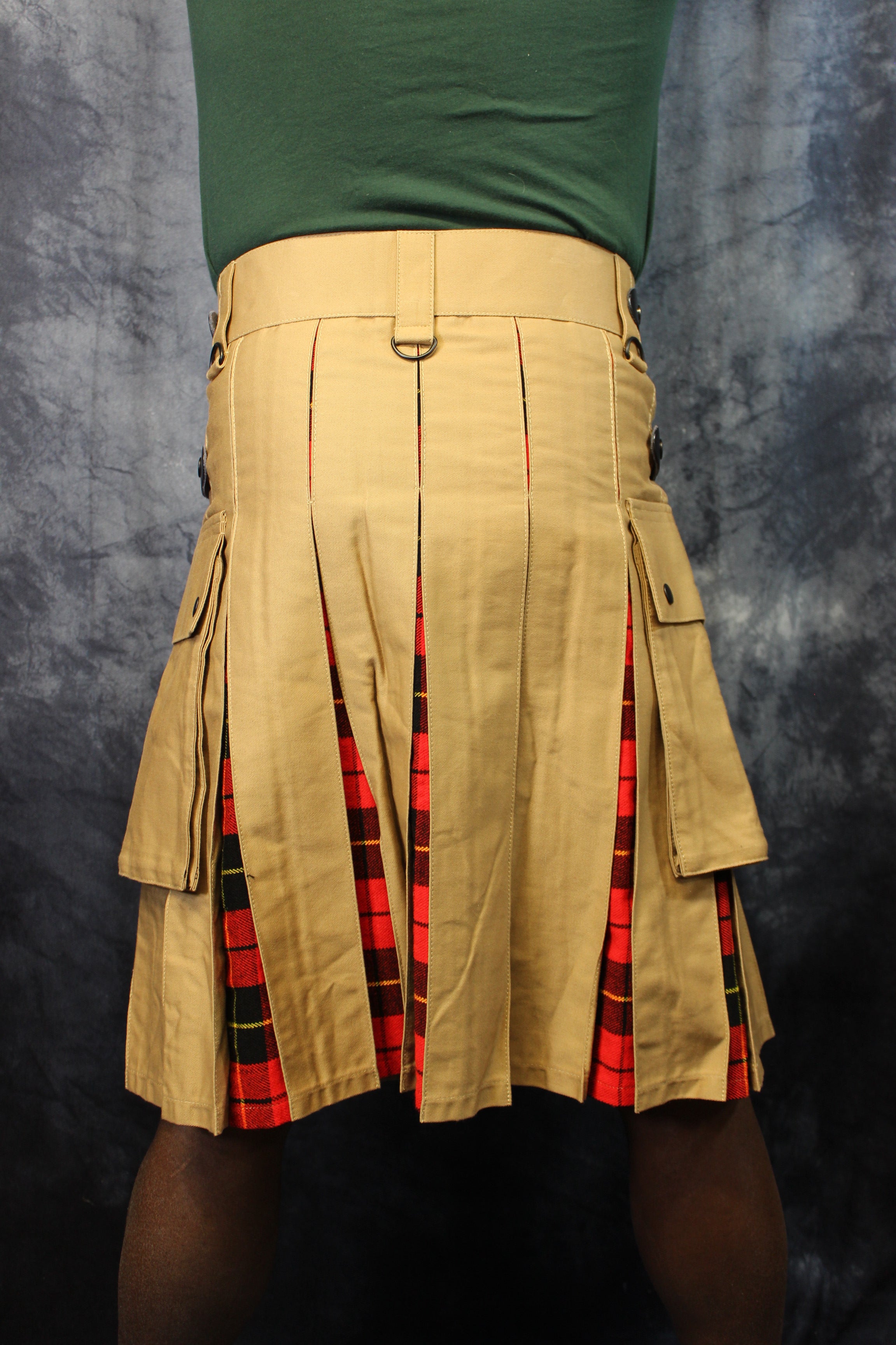 Kilt hybride en beige avec plis tartan rouge