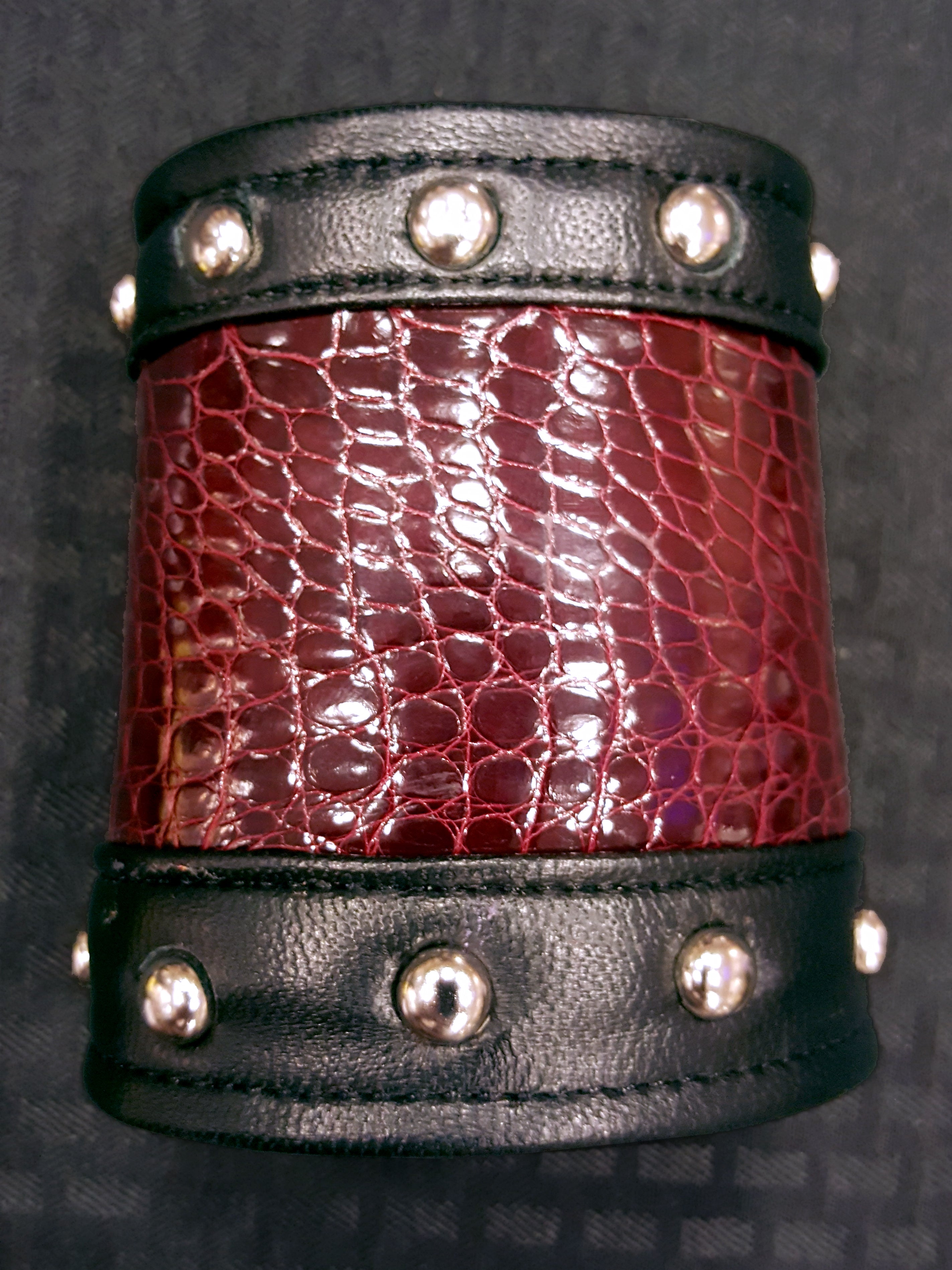 Alligator Hide Bracers (Studded Edges) – Wolfstryker Leather