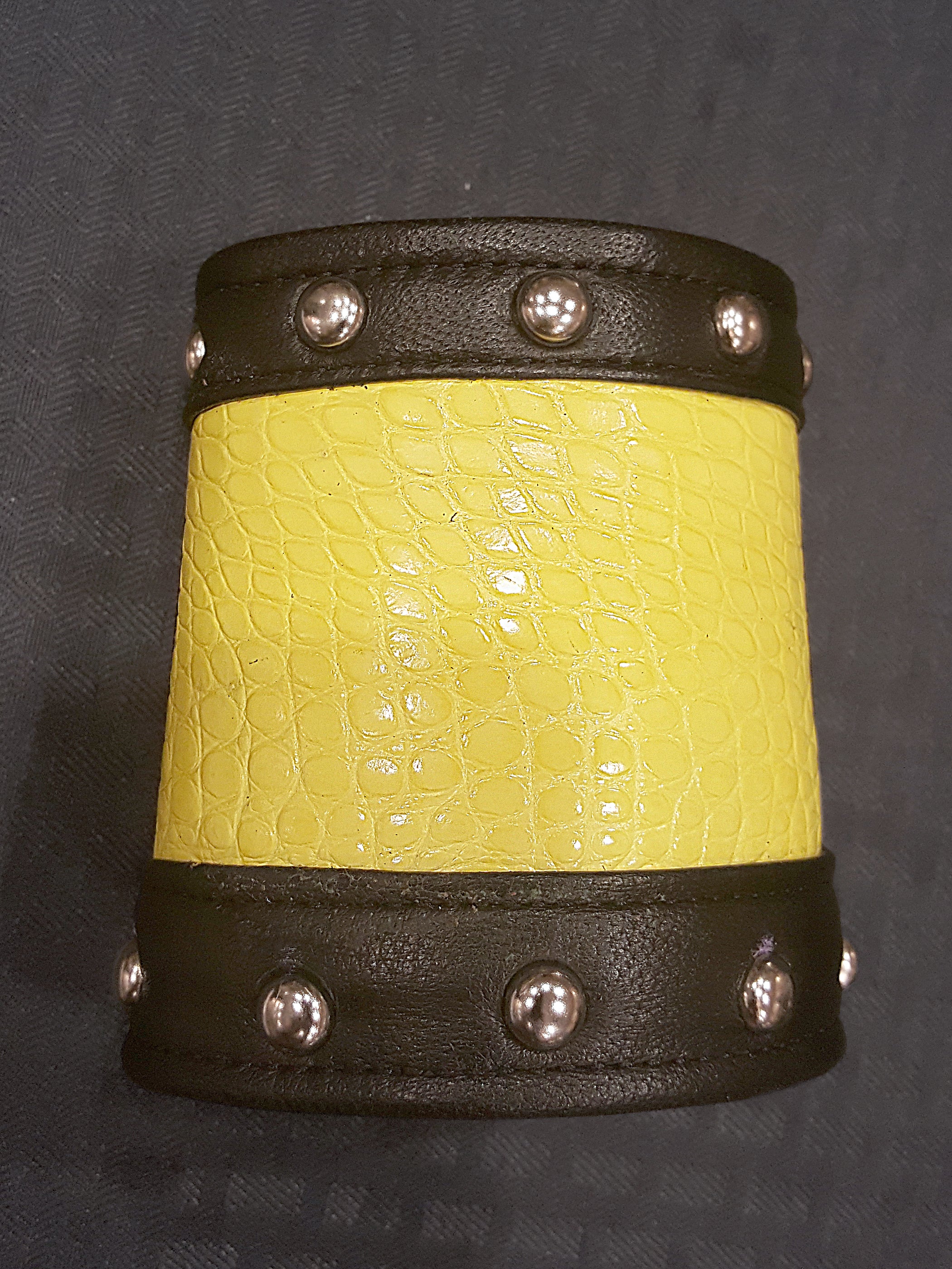 Alligator Hide Bracers (Studded Edges) – Wolfstryker Leather