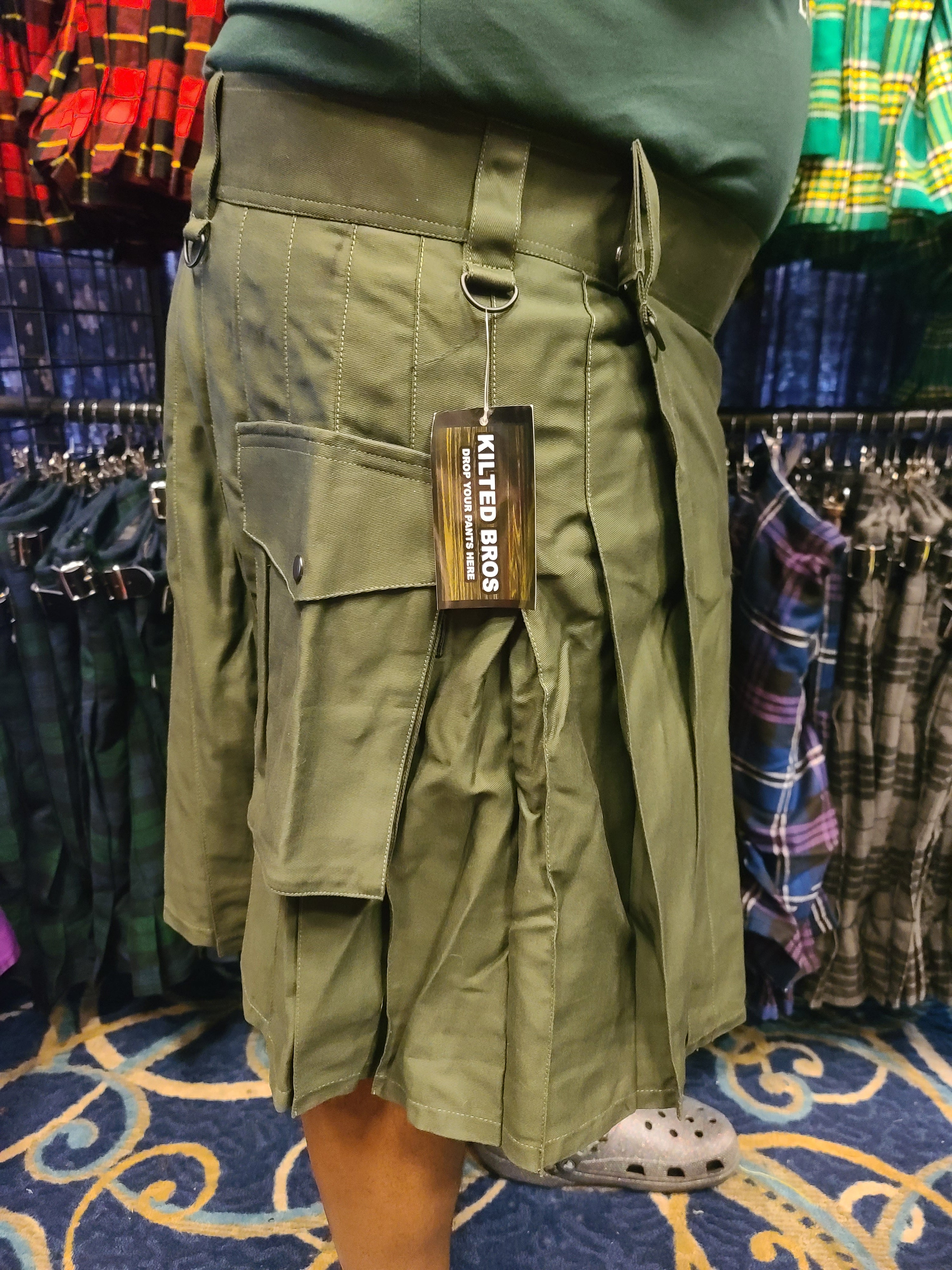 Kilt utilitaire en Olive Drab par KiltedBros