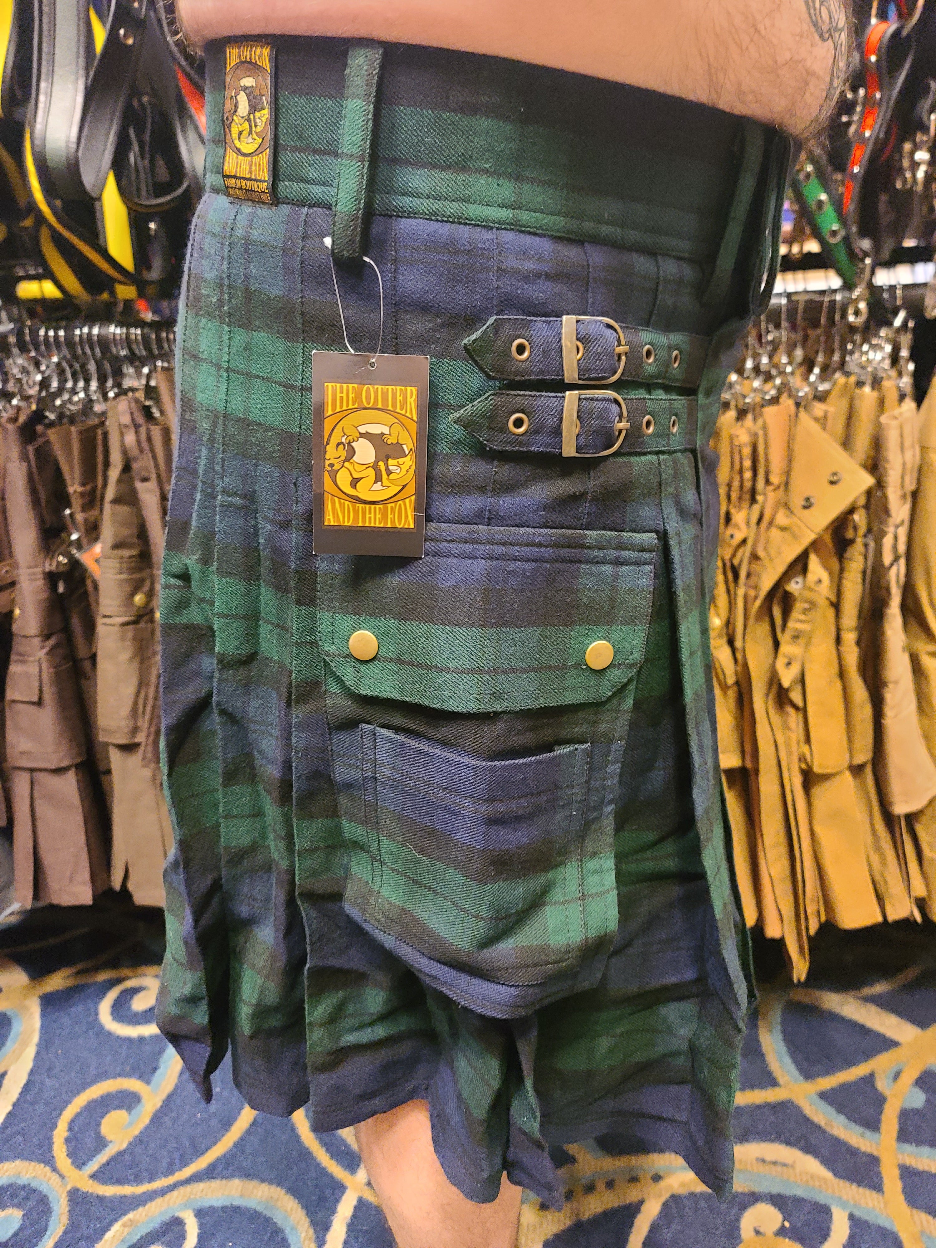 Kilt tartan à carreaux vert chasseur/bleu marine par KiltedBros