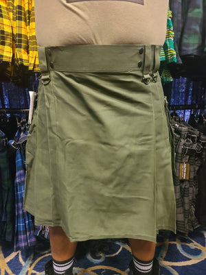 Kilt utilitario en Hunter Green de KiltedBros