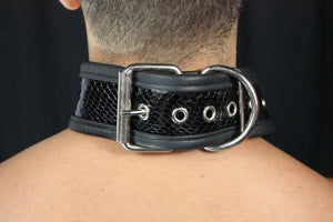 Collar de piel de serpiente