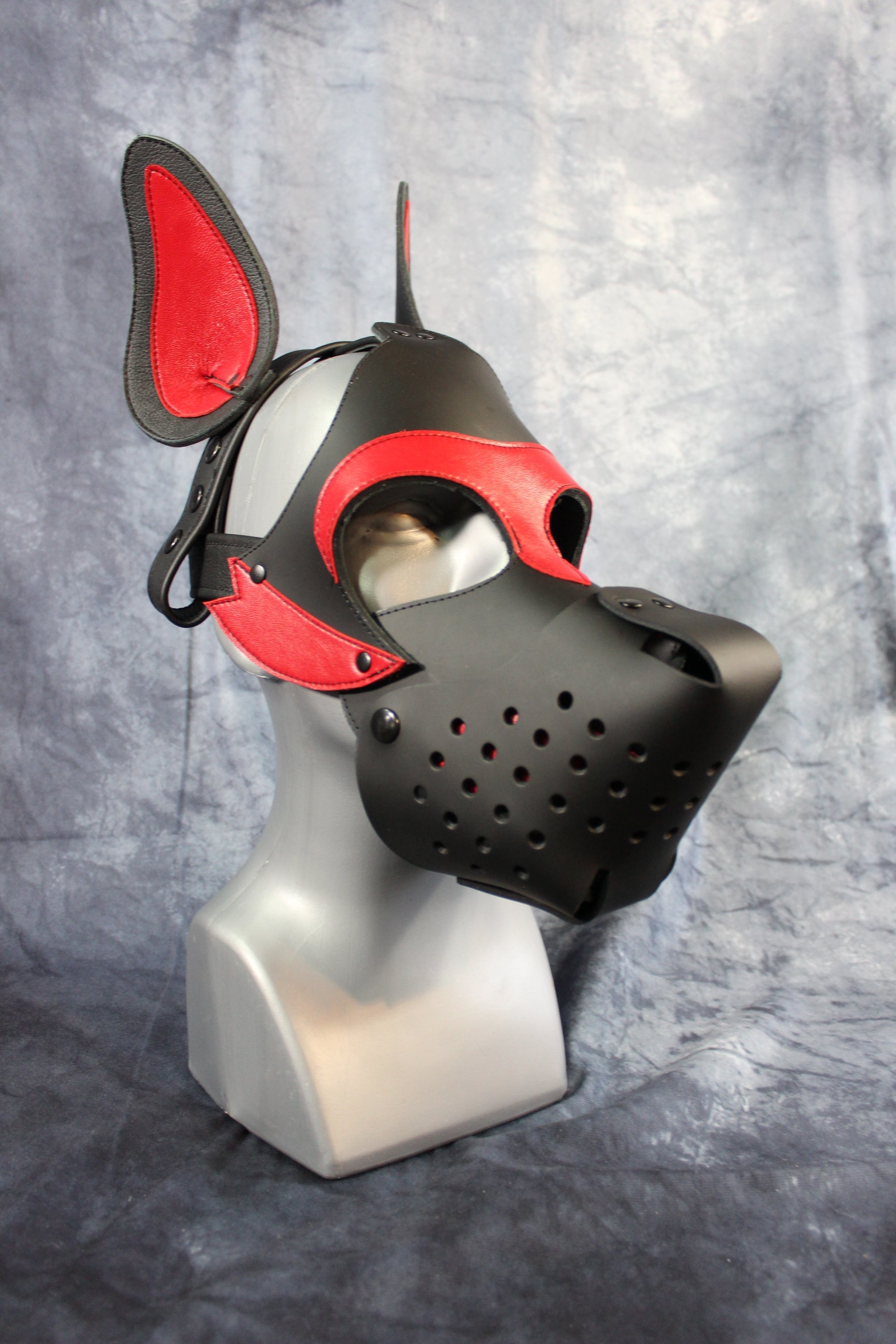 Husky Pup Hood with Removable Muzzle