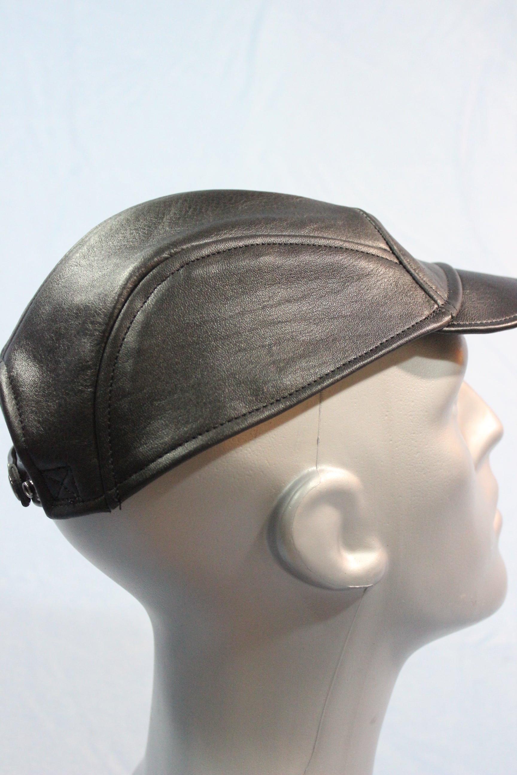 Short Brim Leather Baseball Cap