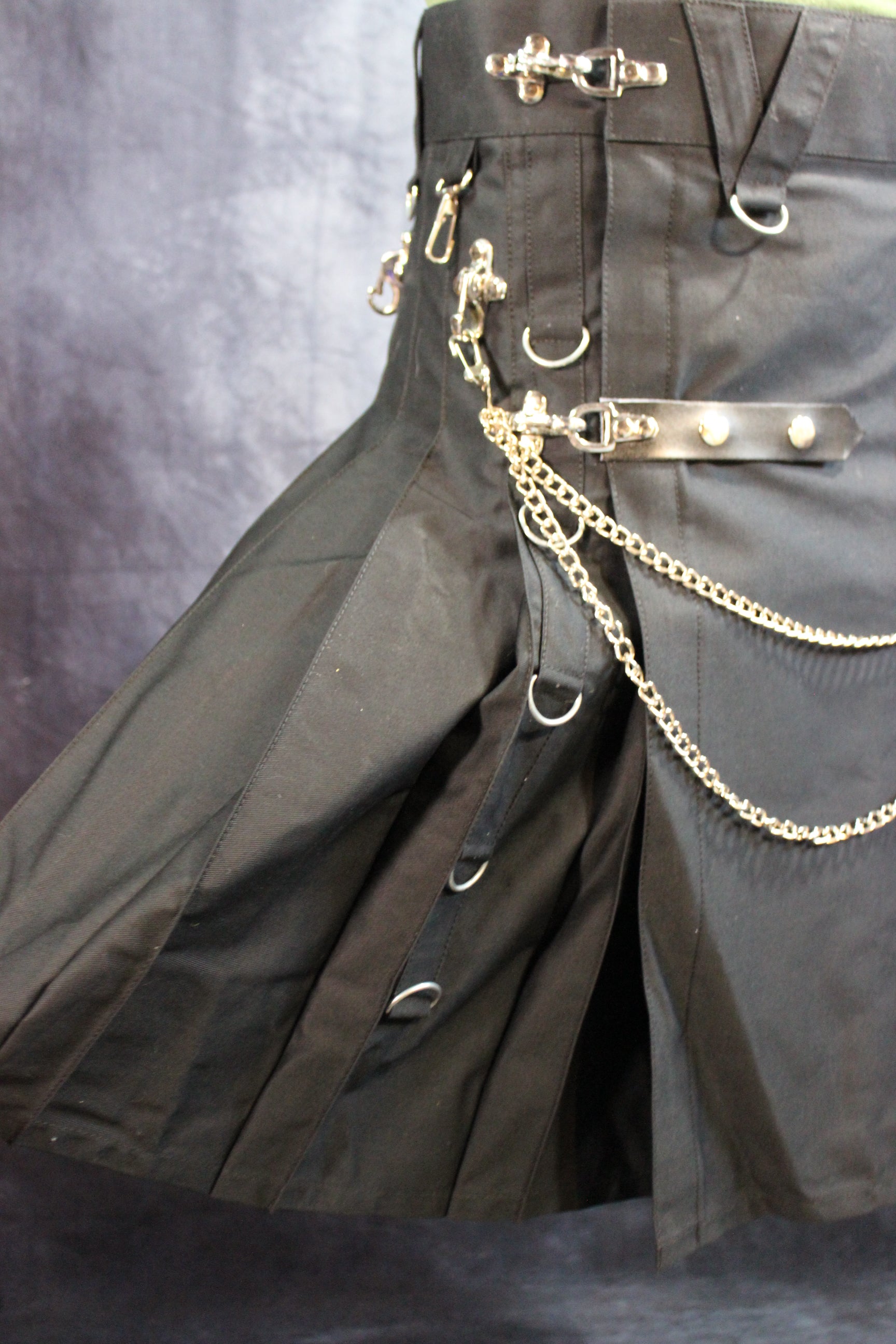 Utilty Goth Goth Utility Kilt by Kilted Bros – Wolfstryker Leather