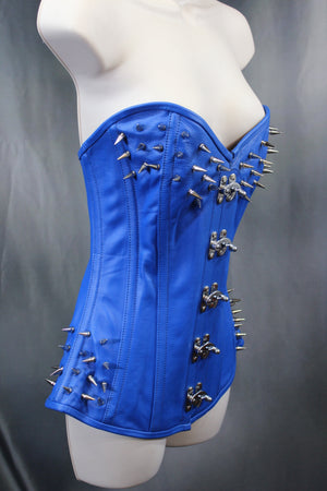 Corset en cuir à pointes par The Otter and The Fox