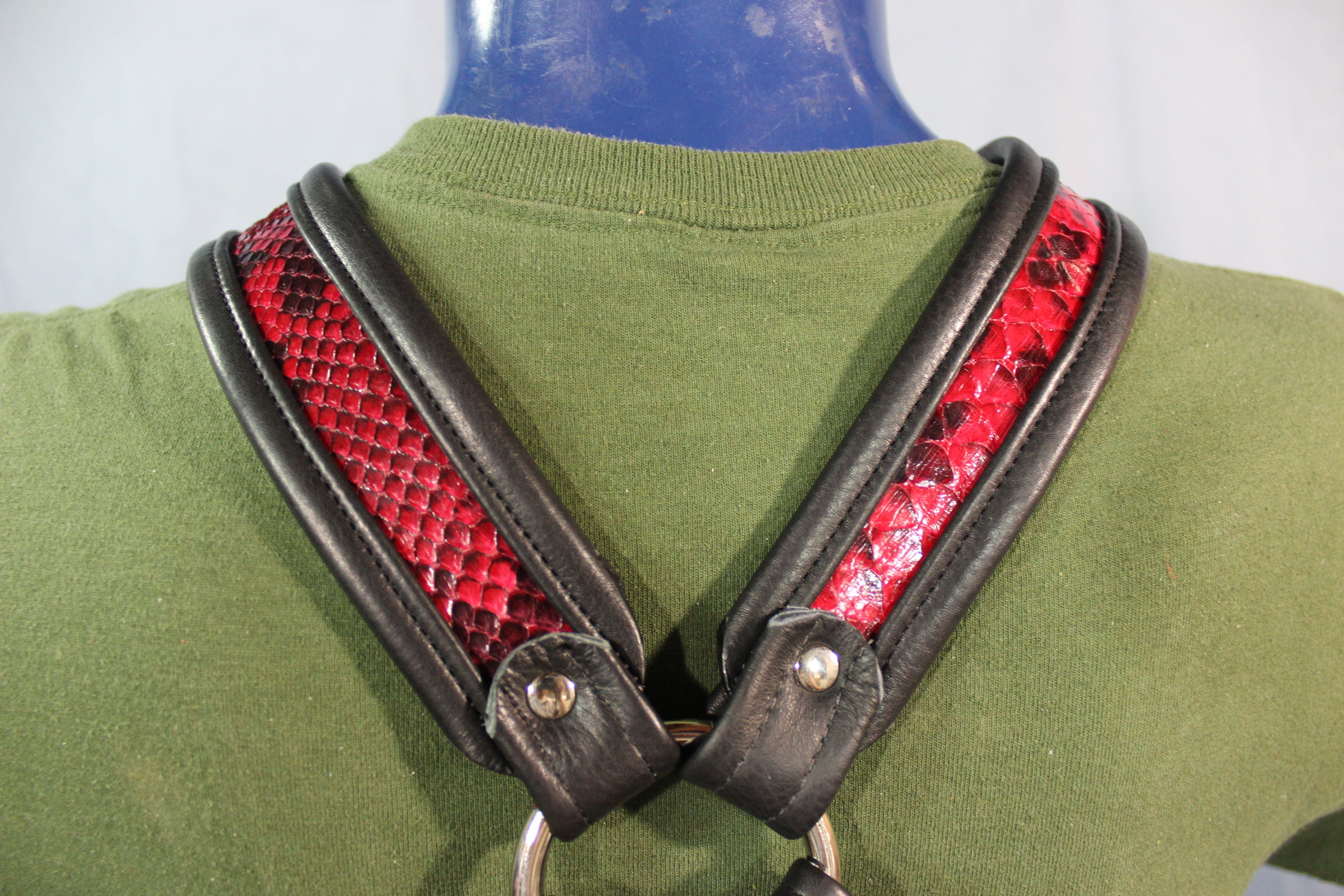 Triangle Front Extended X-Harness - Black Edging with Red & Black Snakeskin