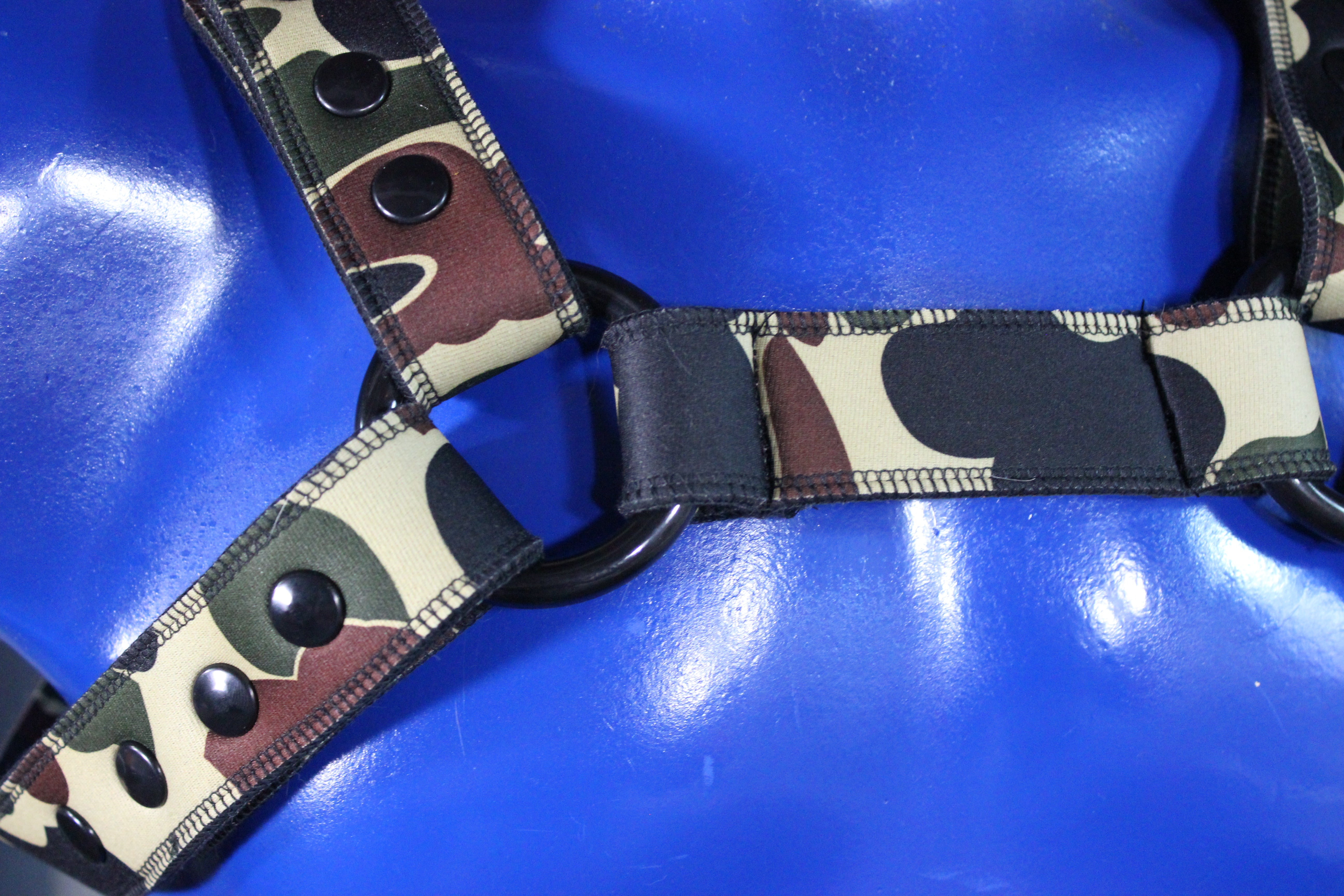 Arnés Bulldog de neopreno de camuflaje Pupskinz