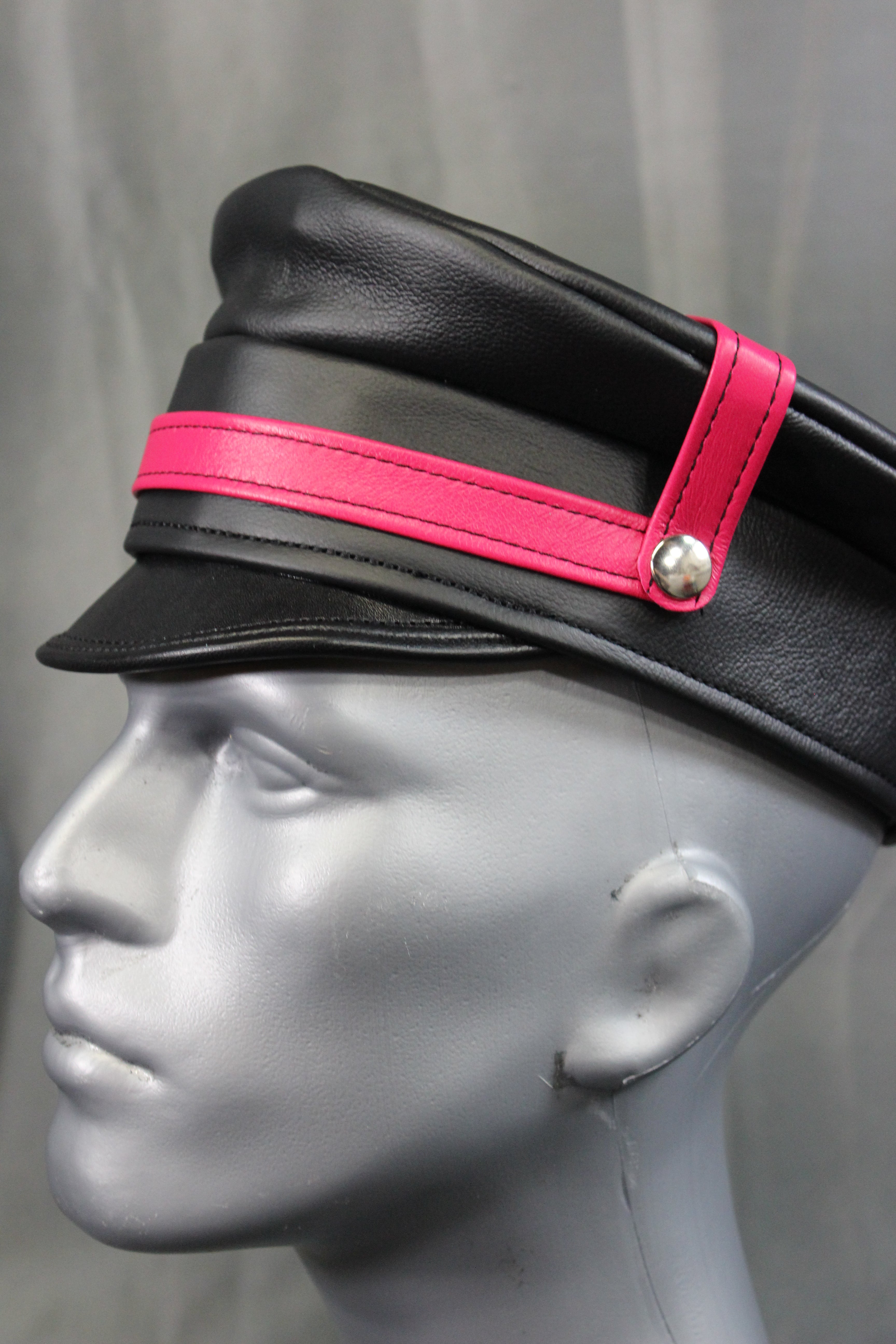 Leather Muir Cap