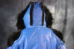 Veste bleue en cuir et fourrure par Otter and The Fox