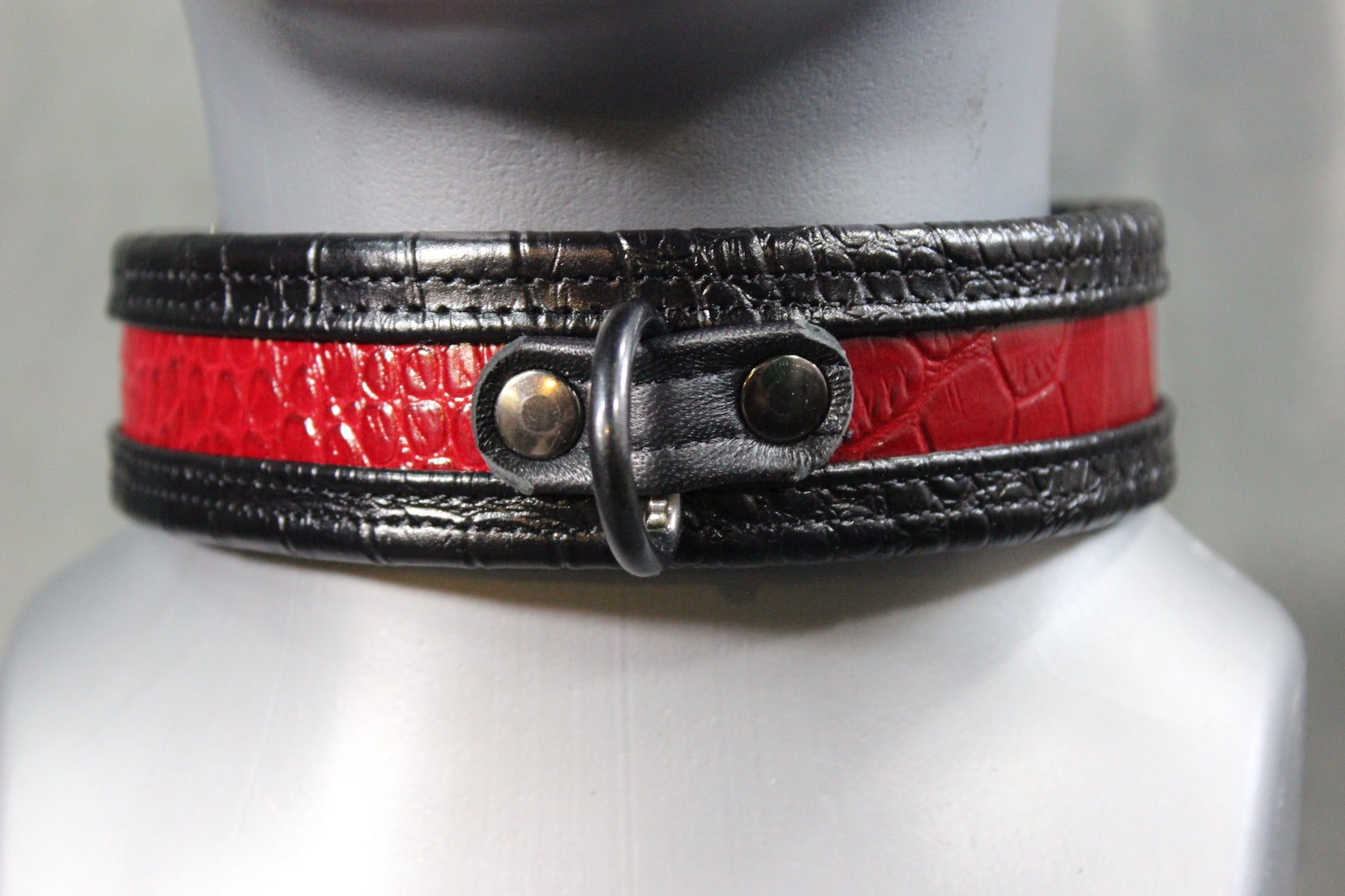 Two Tone Crocodile Print Collar