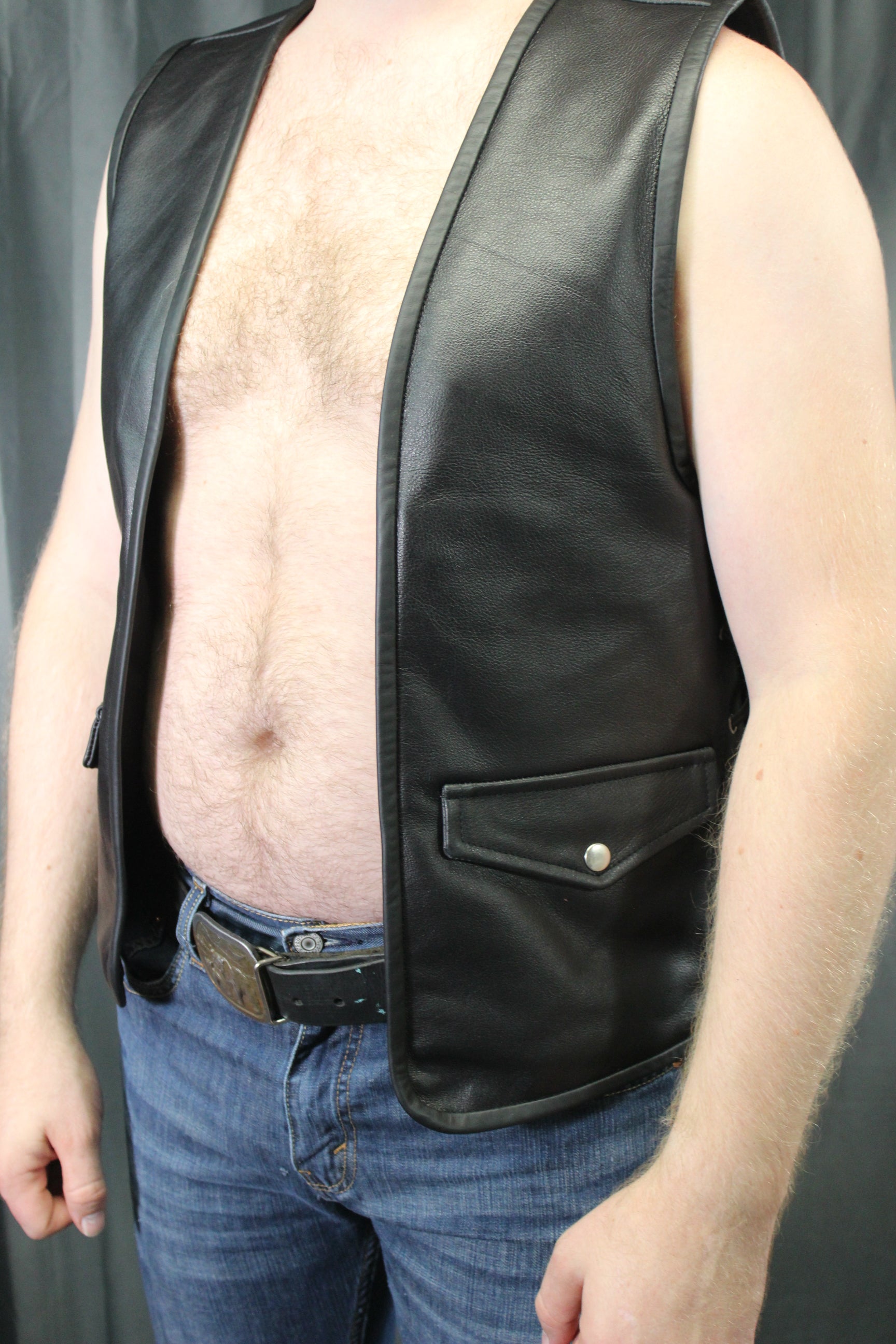 Gilet de Bar en Cuir OnF - Noir Classique