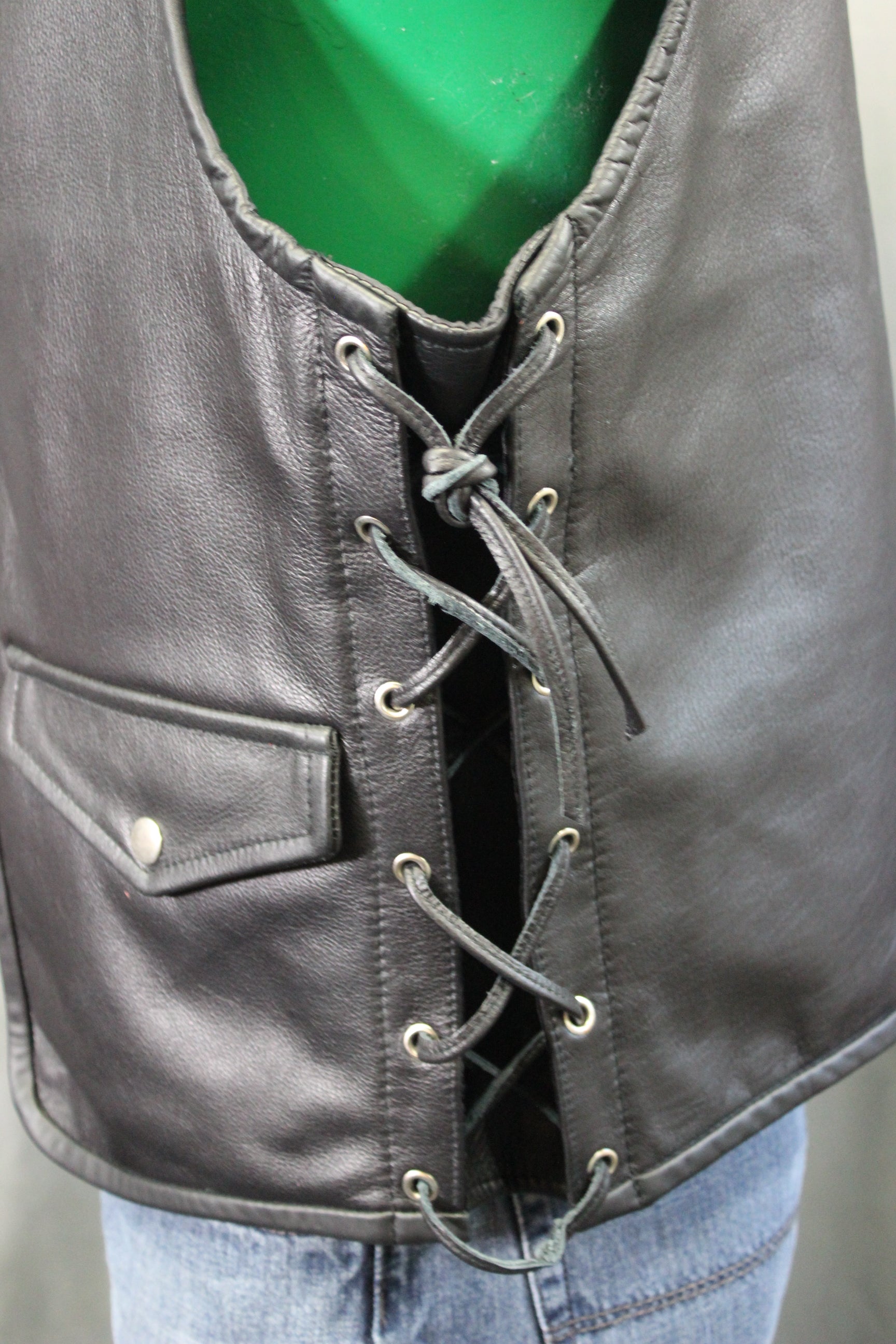 OnF Leather Bar Vest - Classic Black