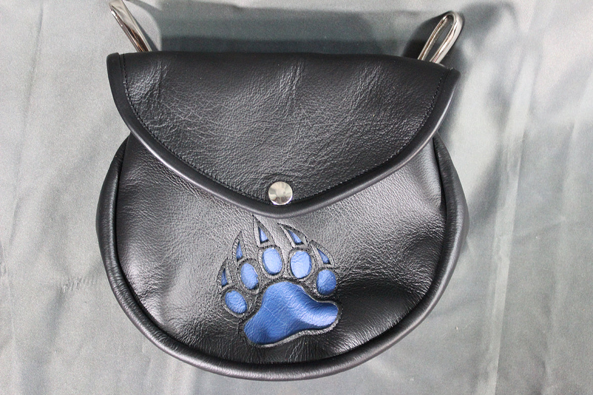 Leather Sporran with Bear Paw