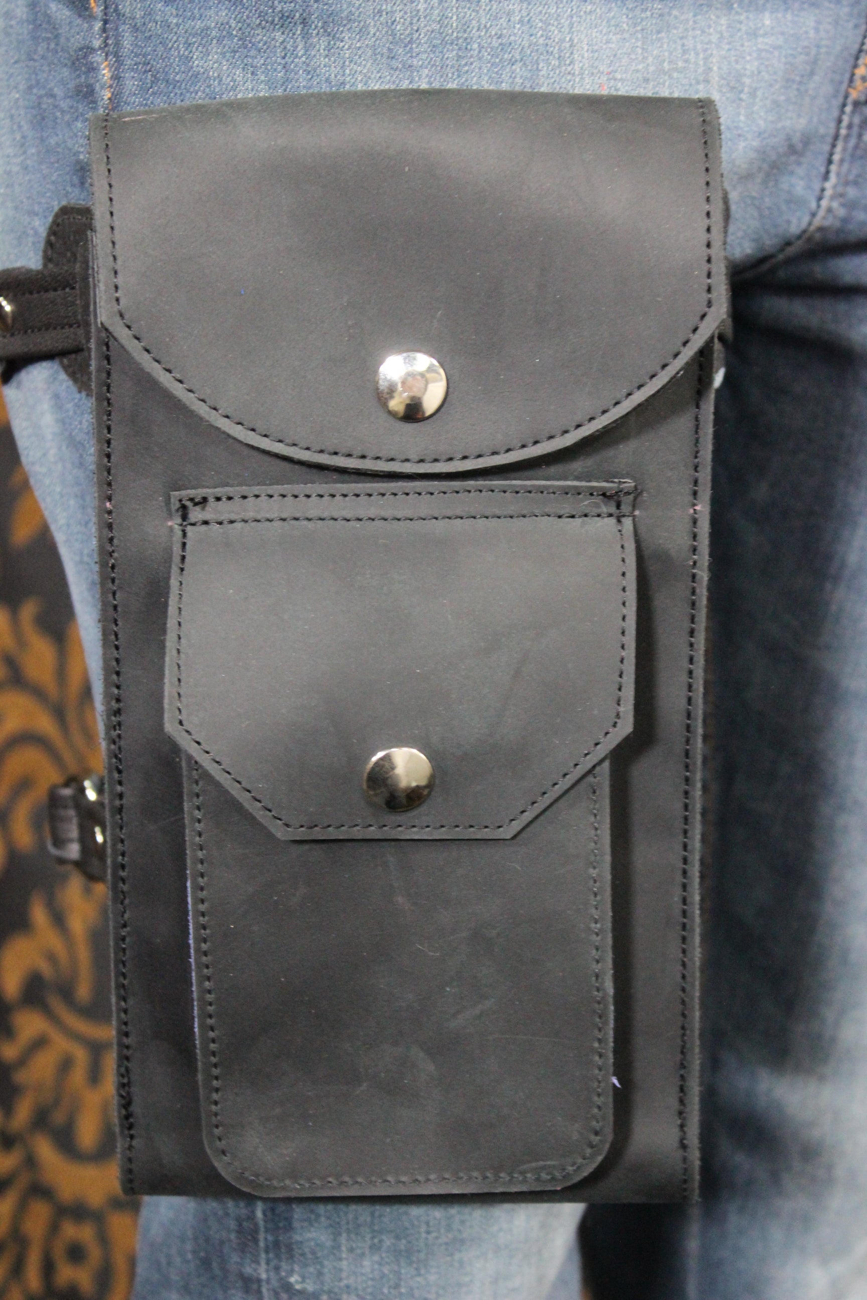 Leather Thigh Holster with Two Pockets