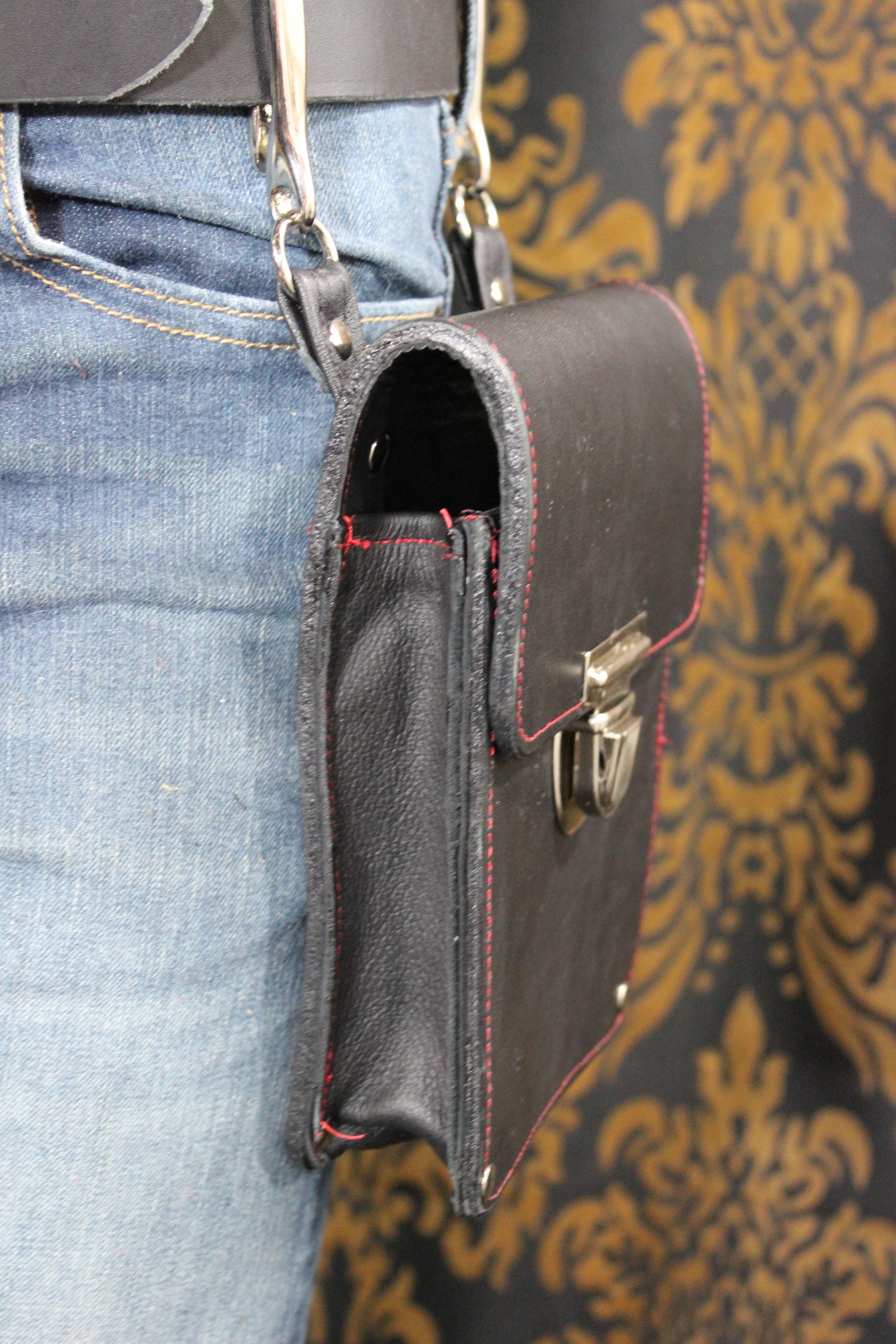 Leather Phone Case with Catch Tuck Lock