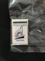 Broche VIP officielle en cuir Wolfstryker