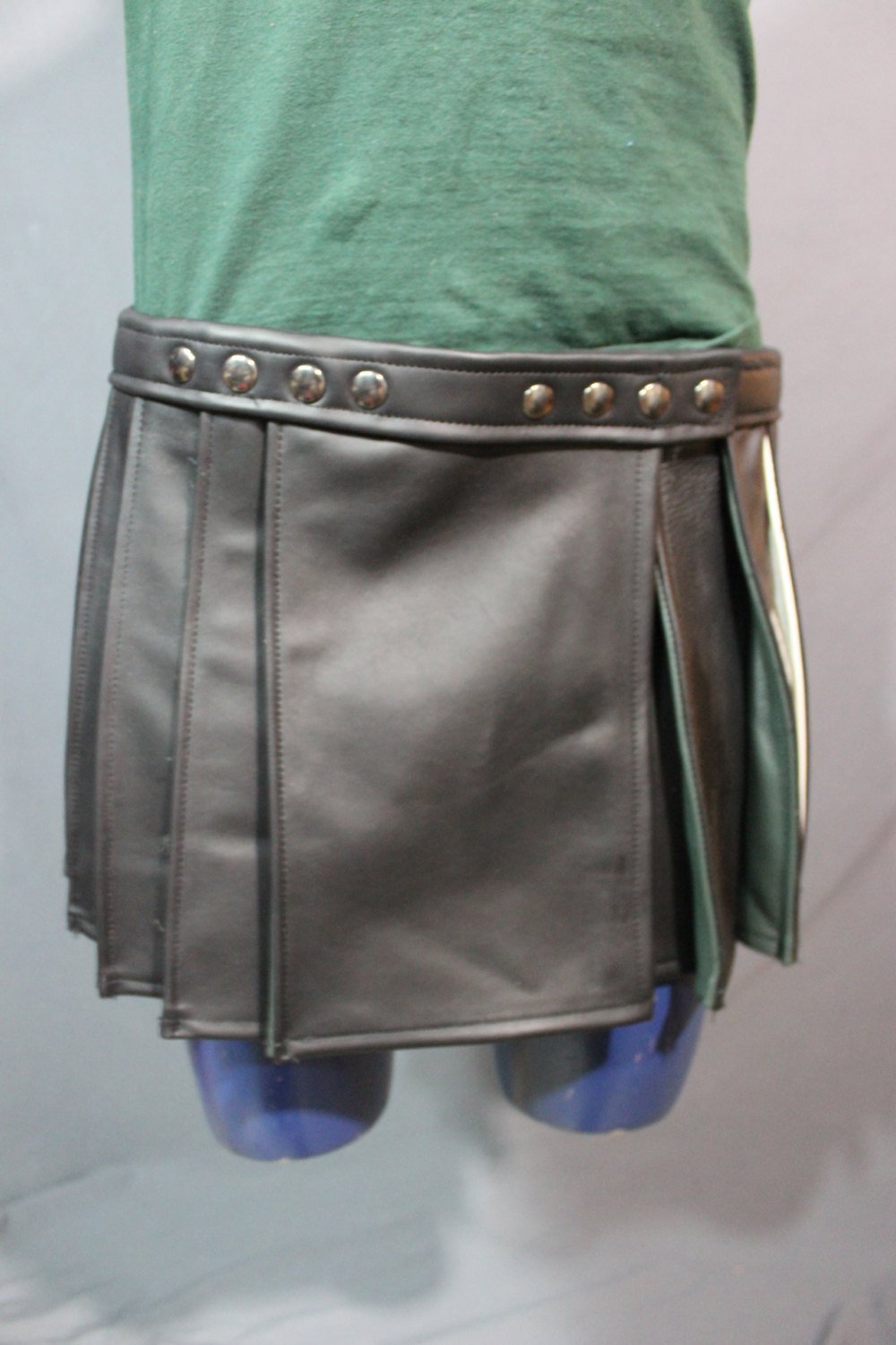 Kilt en cuir plissé - Leather Boy Pride