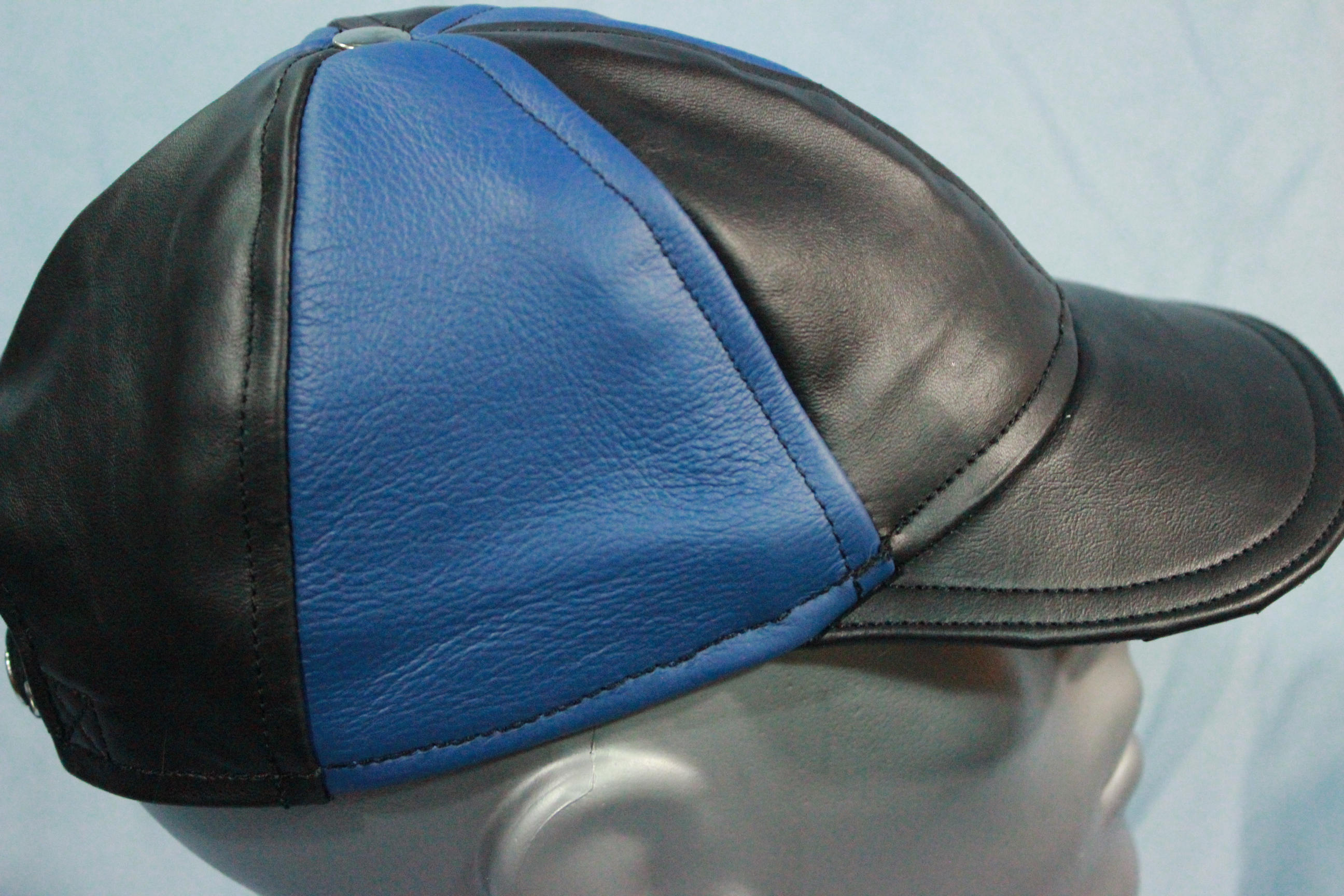 Two Tone Short Brim Boy Cap