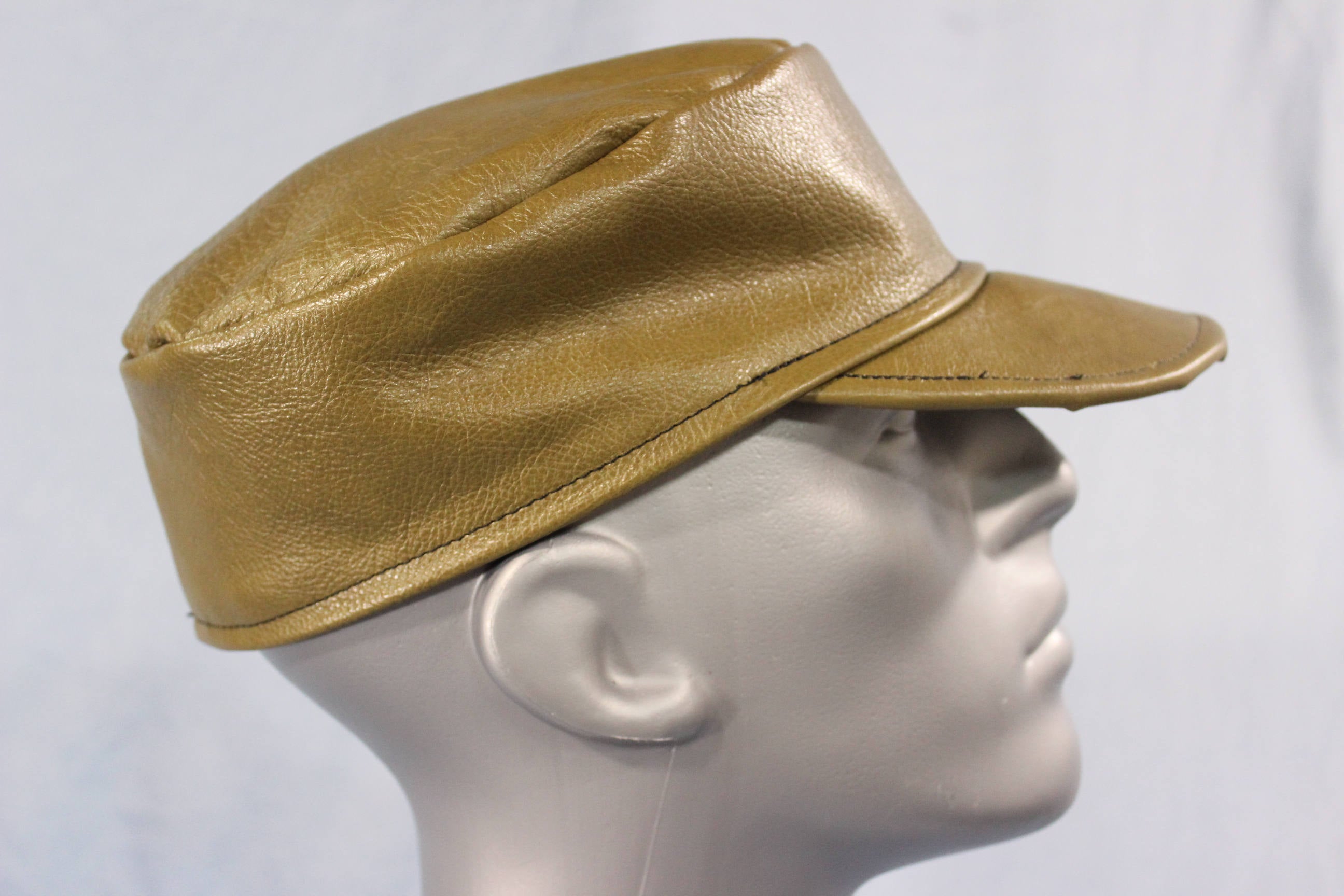 Gorra de pintor de cuero