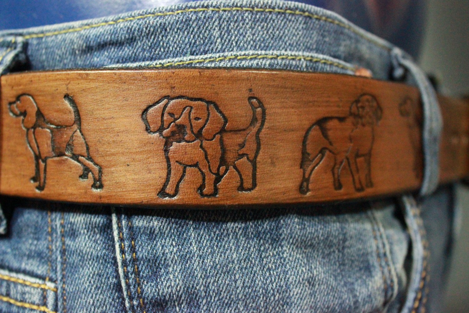 Latigo Puppy Pattern Belt