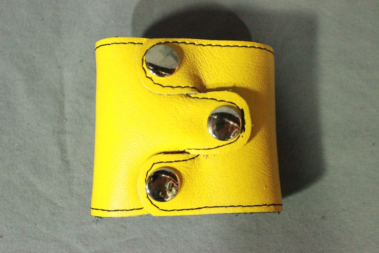 Brazalete de tres puntos (par)